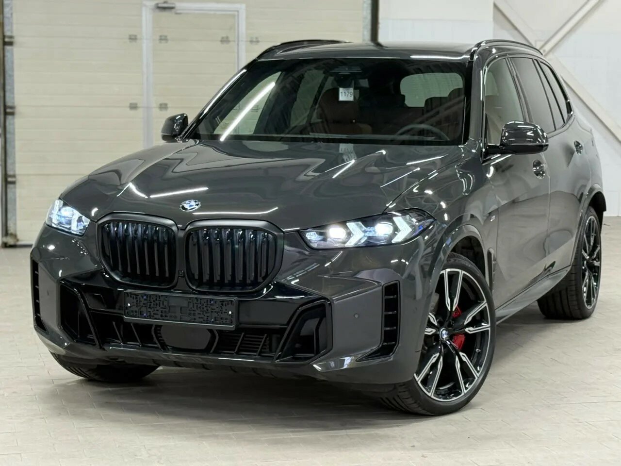 Автомобиль BMW X5 30d 3.0d AT (286 л.с.) 4WD - 1