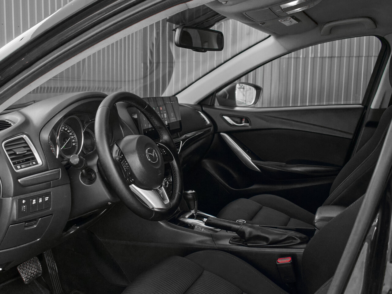 Купить Mazda 6 2.5 AT (192 л.с.), 2014 в Екатеренбурге
