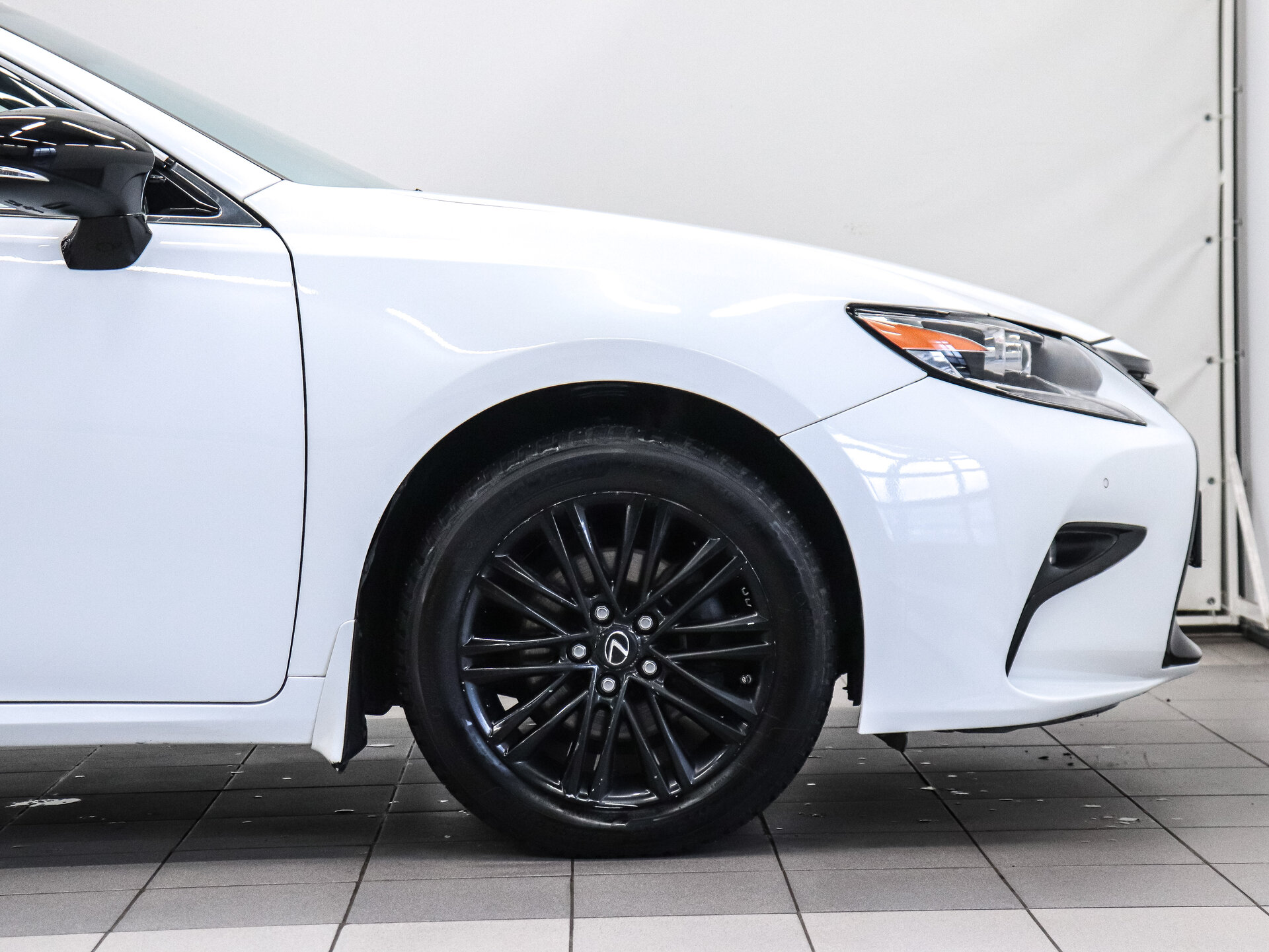 Lexus ES 2015 30