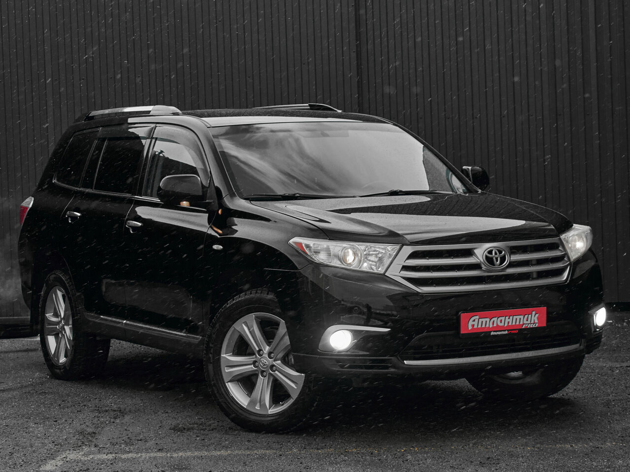 Купить Toyota Highlander 3.5 AT (273 л.с.) 4WD, 2013 в Екатеренбурге