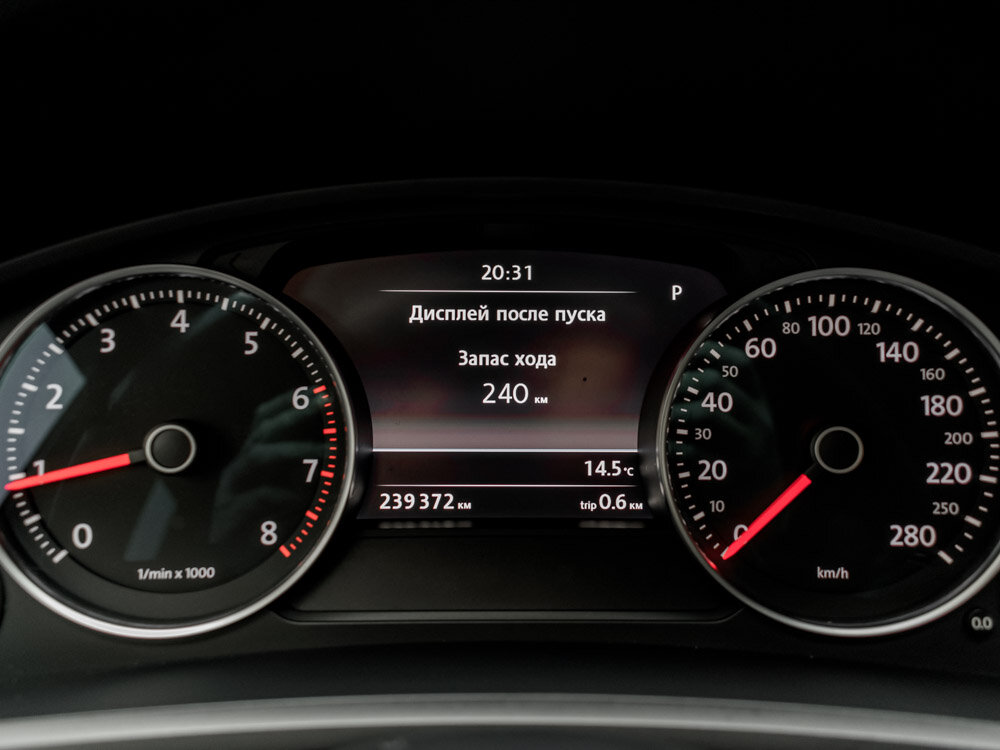Купить Volkswagen Touareg 3.6 AT (249 л.с.) 4WD, 2012 в Екатеренбурге