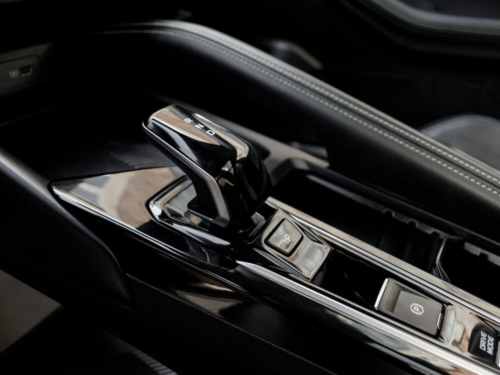 Купить Geely Coolray 1.5 AMT (177 л.с.), 2023 в Екатеренбурге
