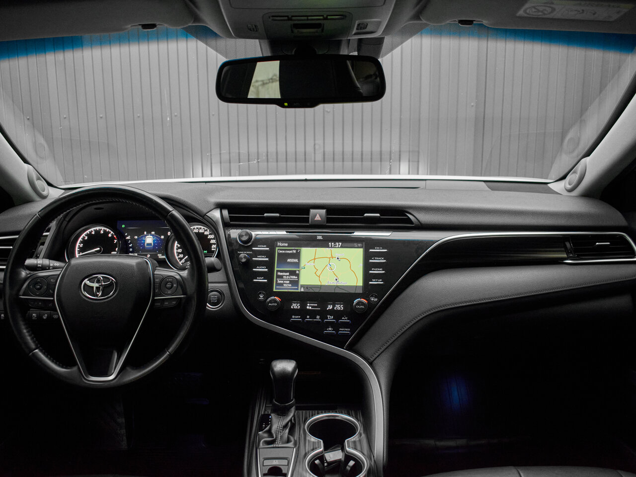 Купить Toyota Camry 2.5 AT (181 л.с.), 2021 в Екатеренбурге