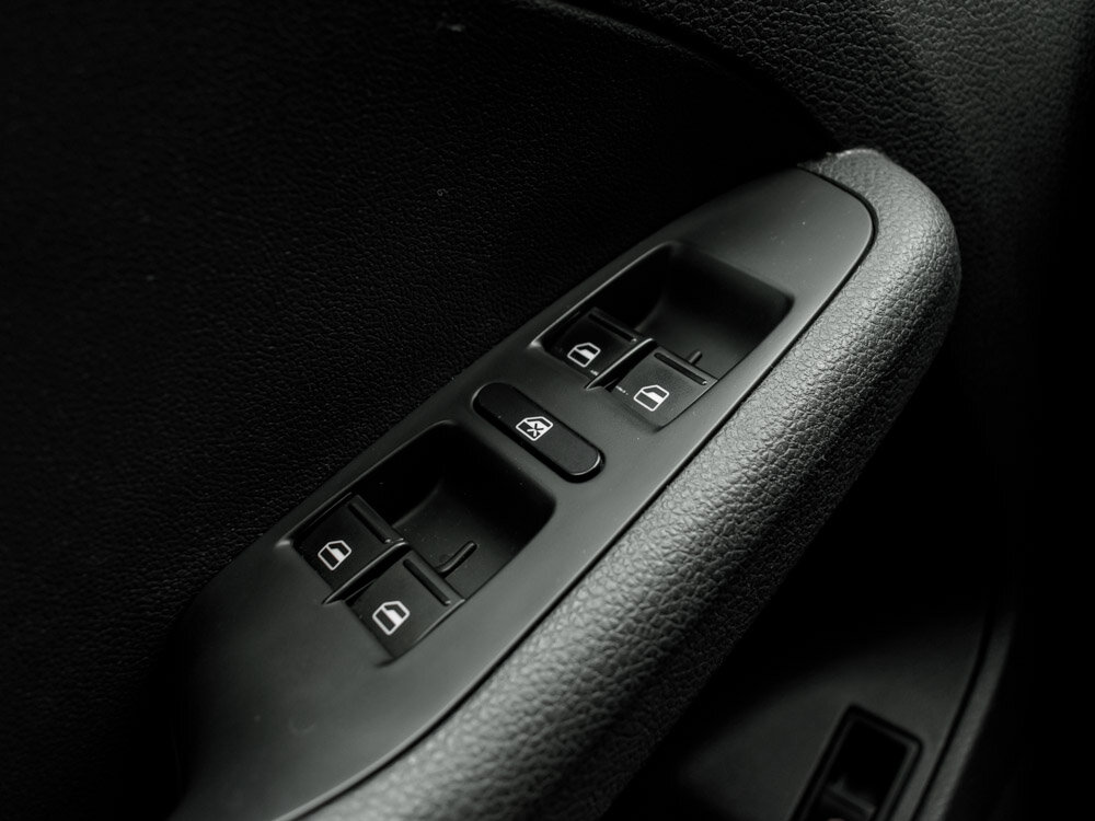 Купить Volkswagen Jetta 1.6 AT (110 л.с.), 2016 в Екатеренбурге