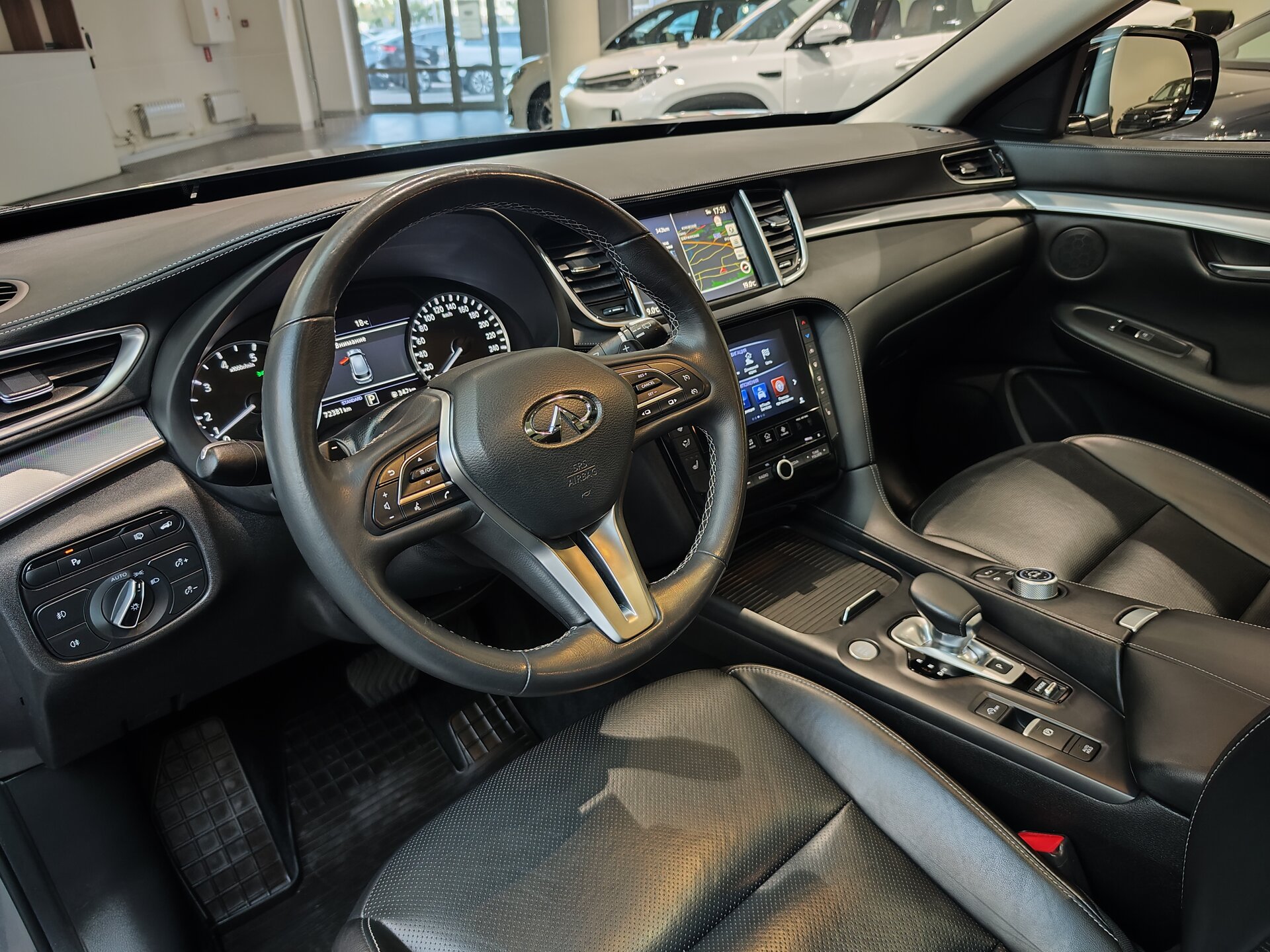 Автомобиль Infiniti QX50 2.0 CVT (249 л.с.) 4WD - 7