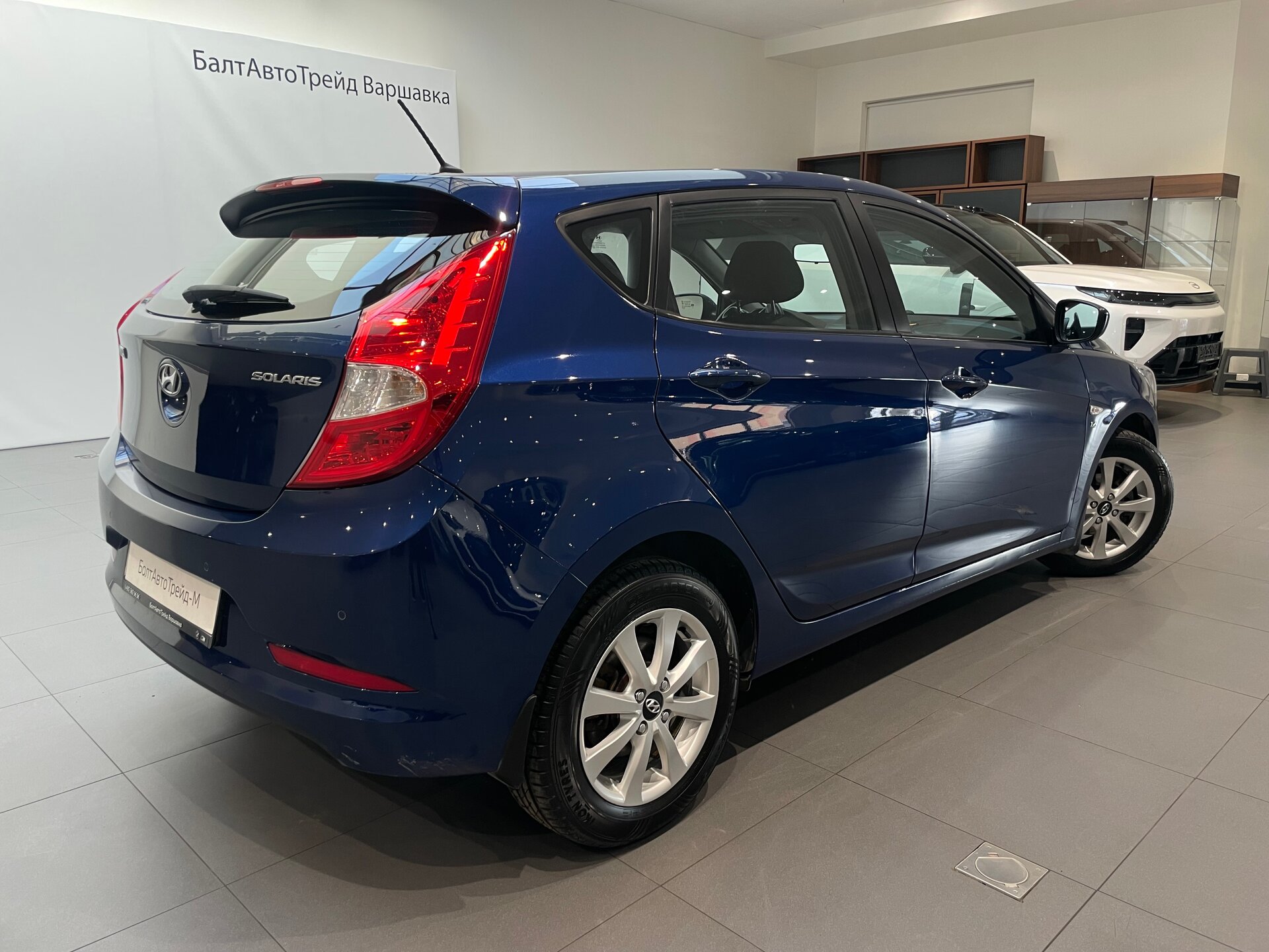 Автомобиль Hyundai Solaris 1.6 AT (123 л.с.) - 6