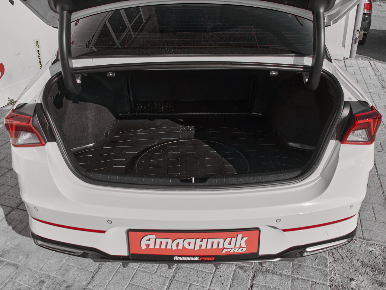 Купить Kia K5 2.0 AT (150 л.с.), 2020 в Екатеренбурге