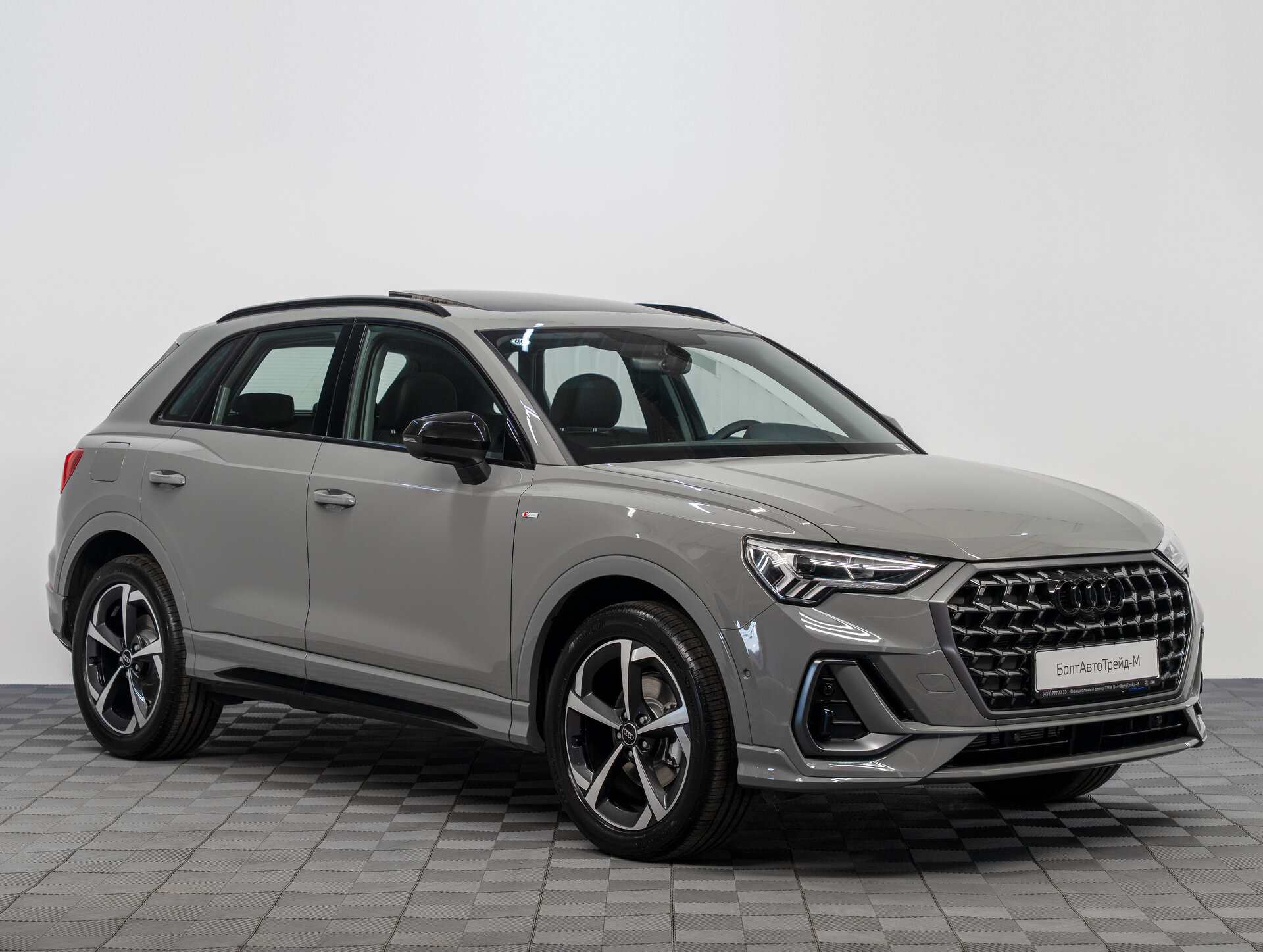 Автомобиль Audi Q3 35 TFSI 1.5 AMT (160 л.с.) - 3