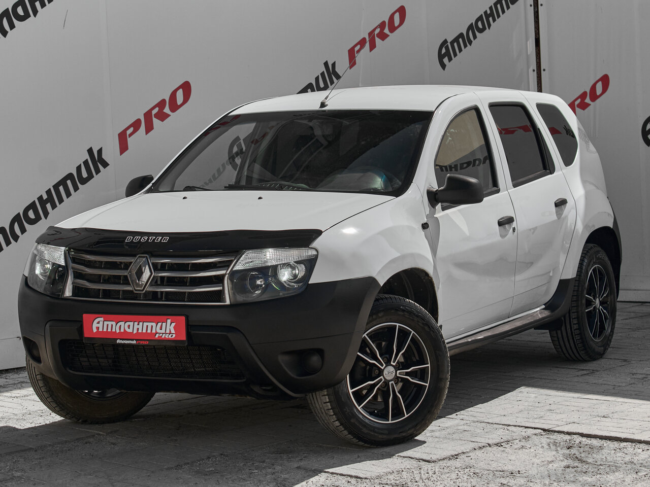 Купить Renault Duster 1.6 MT (102 л.с.) 4WD, 2014 в Екатеренбурге