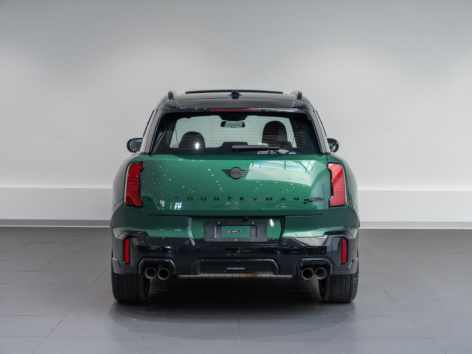 Автомобиль Mini Countryman John Cooper Works 2.0 AMT (300 л.с.) 4WD - 5