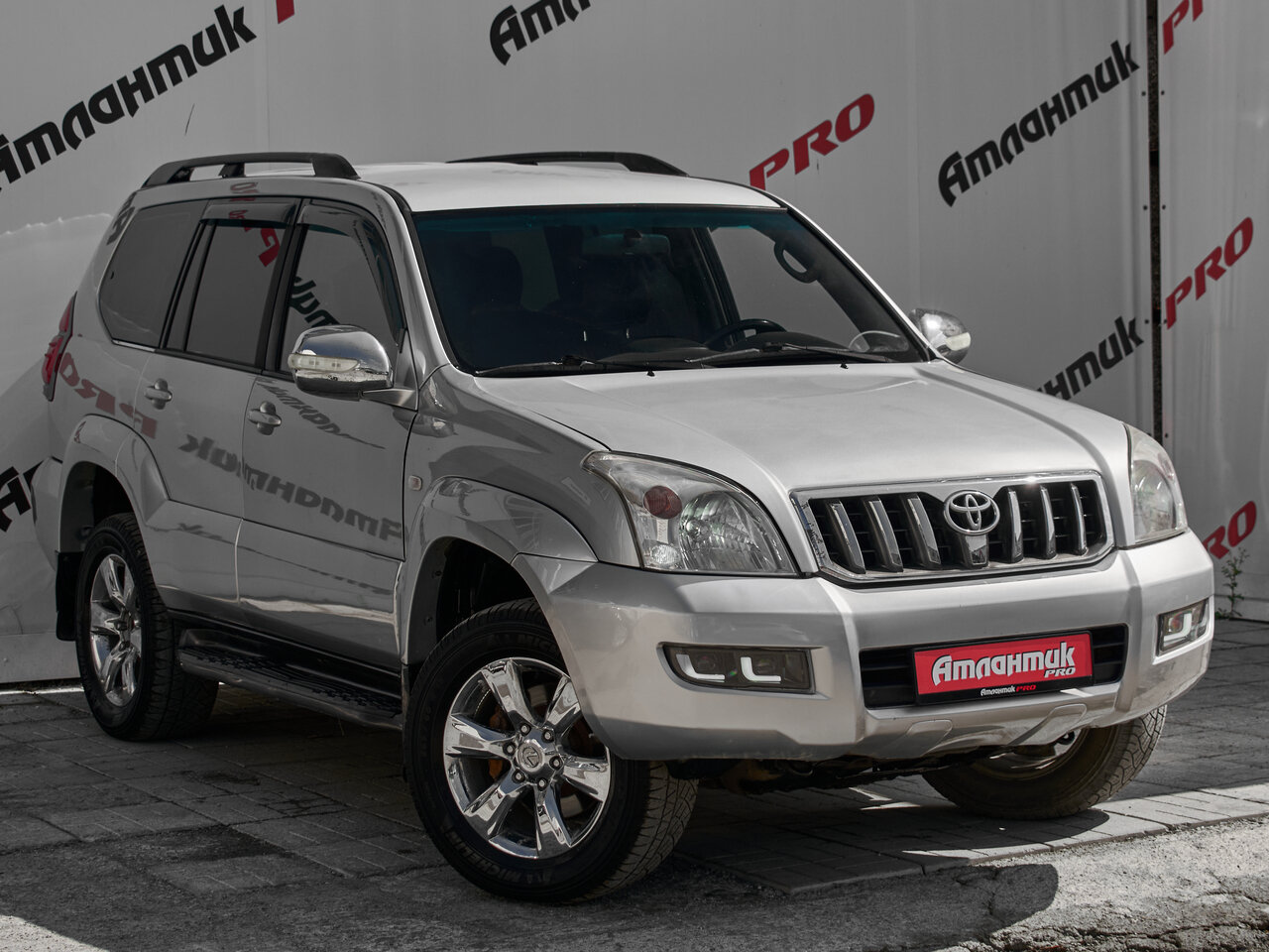 Купить Toyota Land Cruiser Prado 5-speed 4.0 AT (249 л.с.) 4WD, 2006 в Екатеренбурге