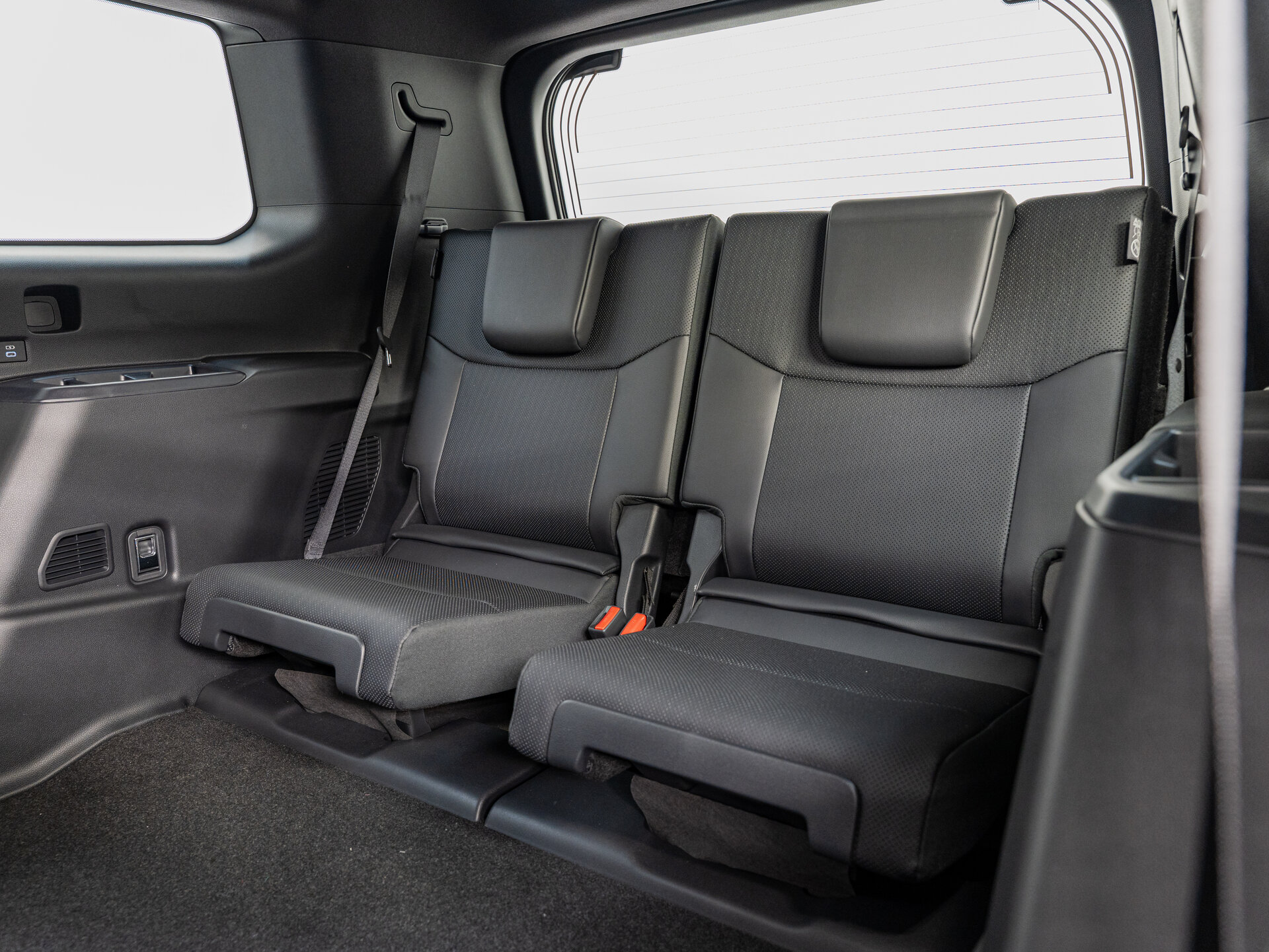 Автомобиль Toyota Land Cruiser Prado 2.8d AT (204 л.с.) 4WD - 19