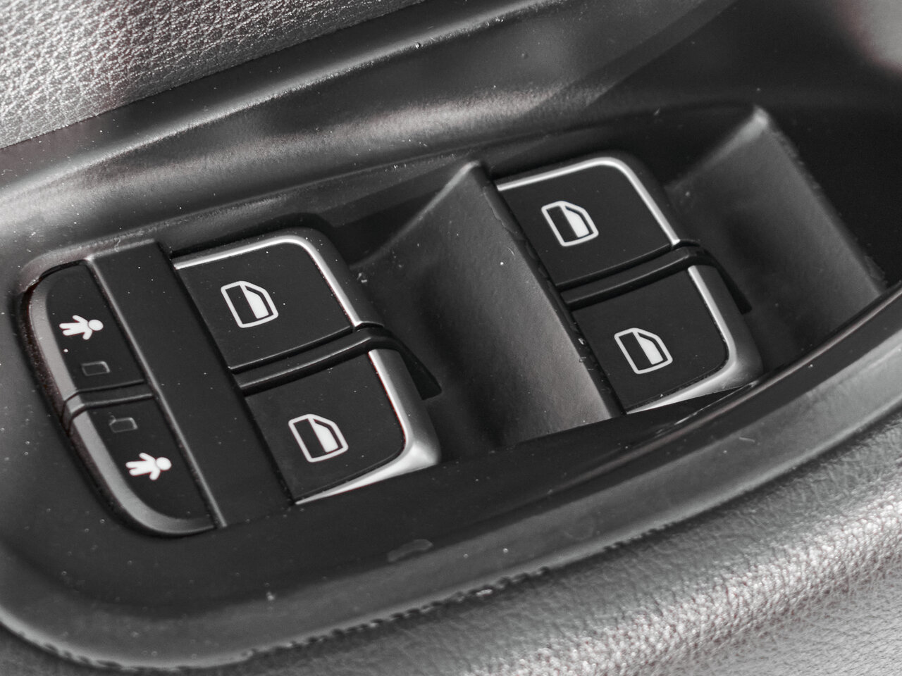 Купить Audi A6 2.8 AMT (204 л.с.) 4WD, 2012 в Екатеренбурге