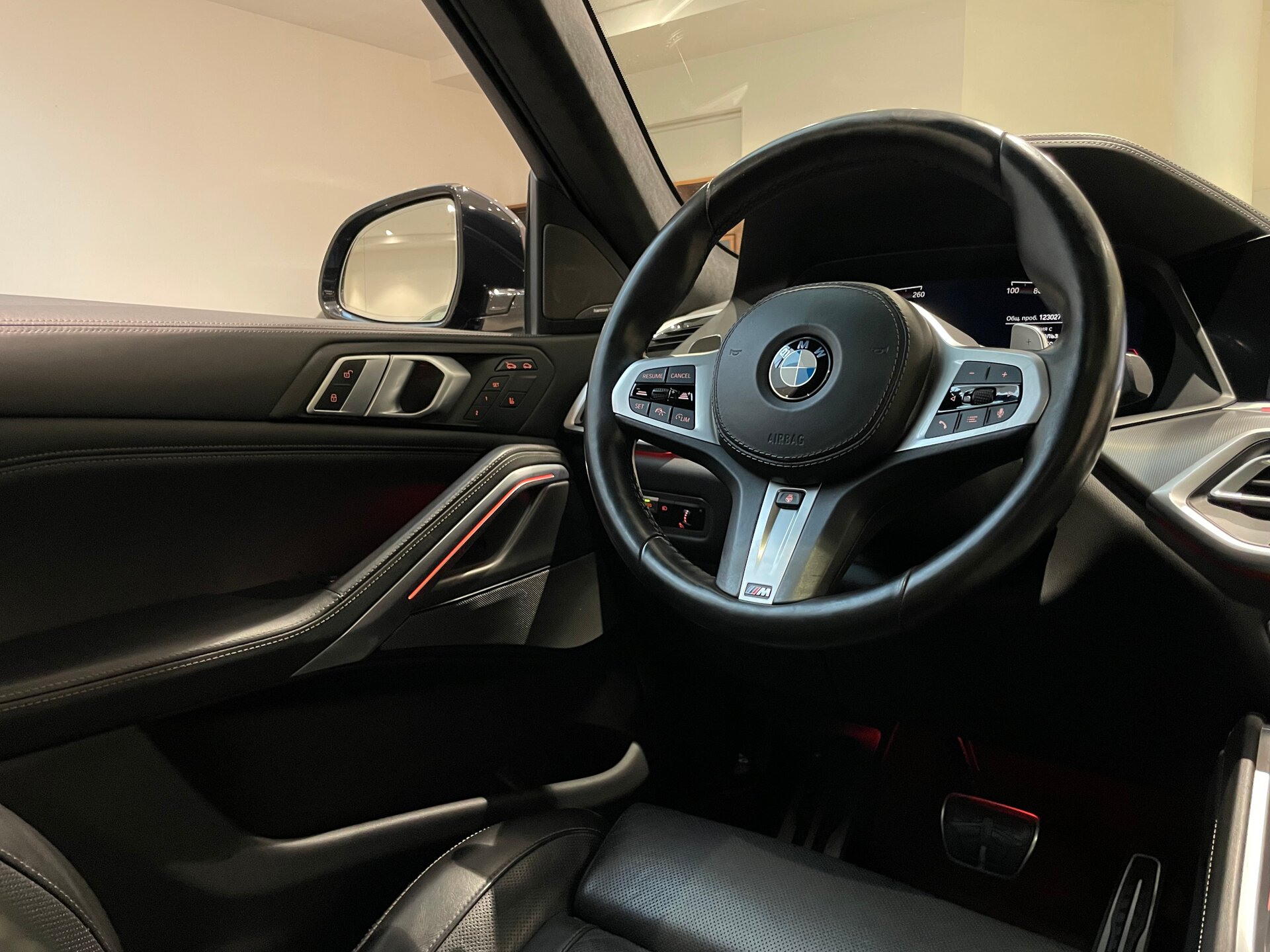 Автомобиль BMW X6 40d 3.0d AT (340 л.с.) 4WD - 16