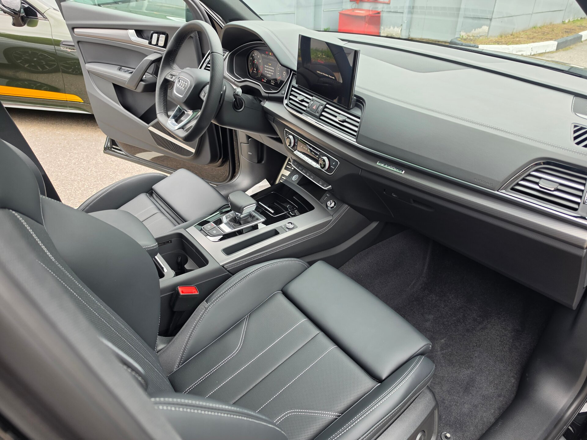 Автомобиль Audi Q5 L 45 TFSI 2.0 AMT (245 л.с.) 4WD - 20