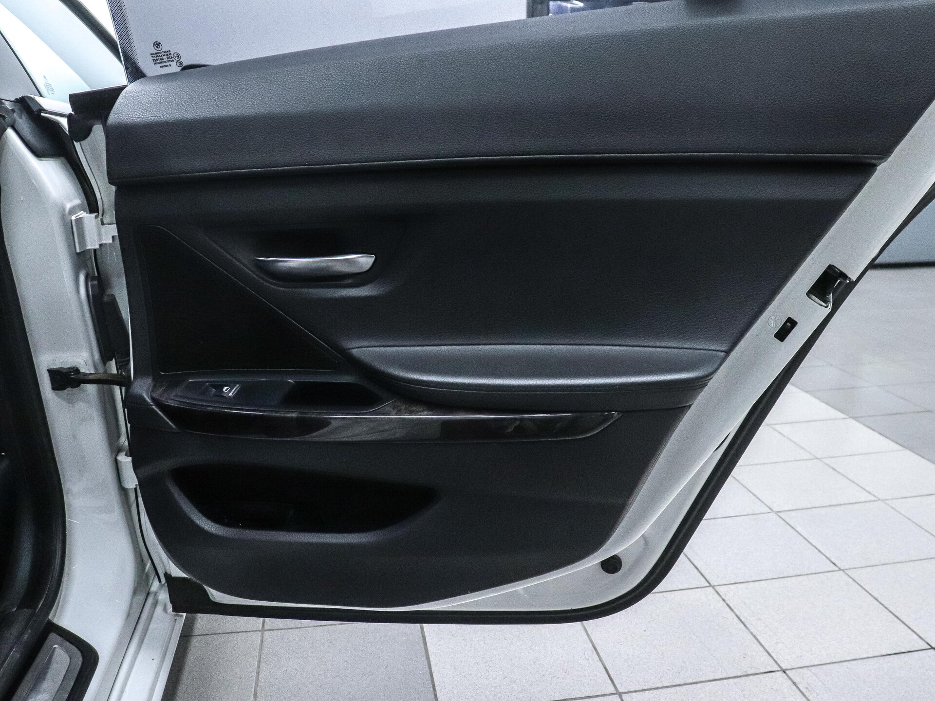 BMW 6 серии 2013 22