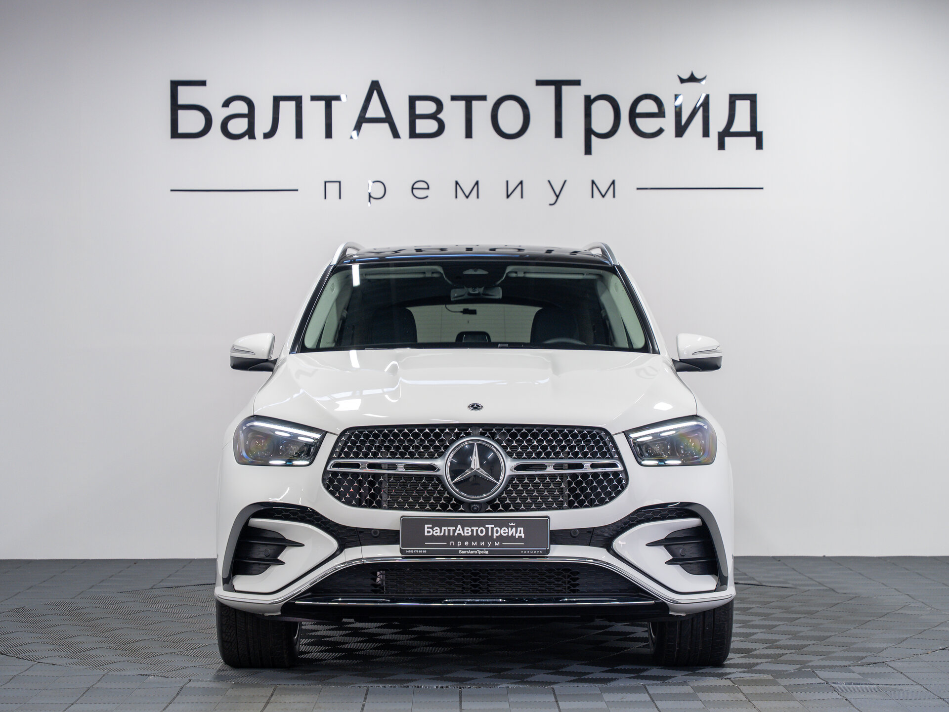 Автомобиль Mercedes-Benz GLE 450 3.0 AT (381 л.с.) 4WD - 4