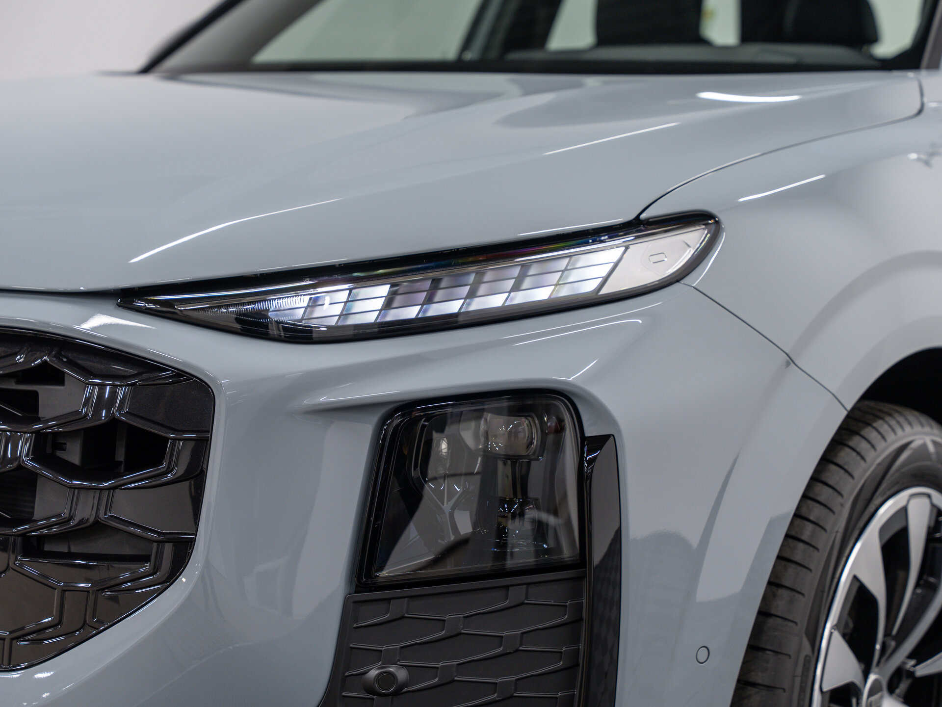 Автомобиль Audi Q3 TFSI 2.0 AMT (258 л.с.) 4WD - 2