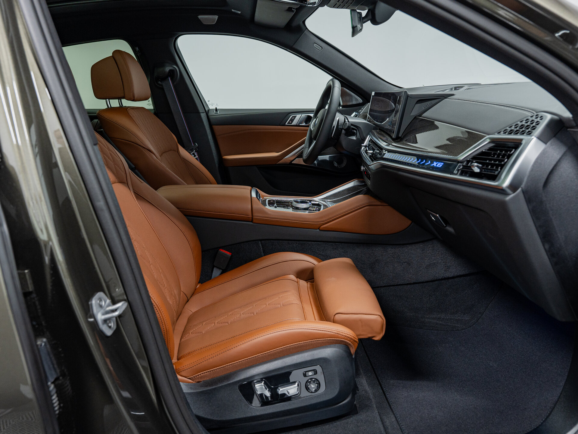 Автомобиль BMW X6 30d 3.0d AT (286 л.с.) 4WD - 13