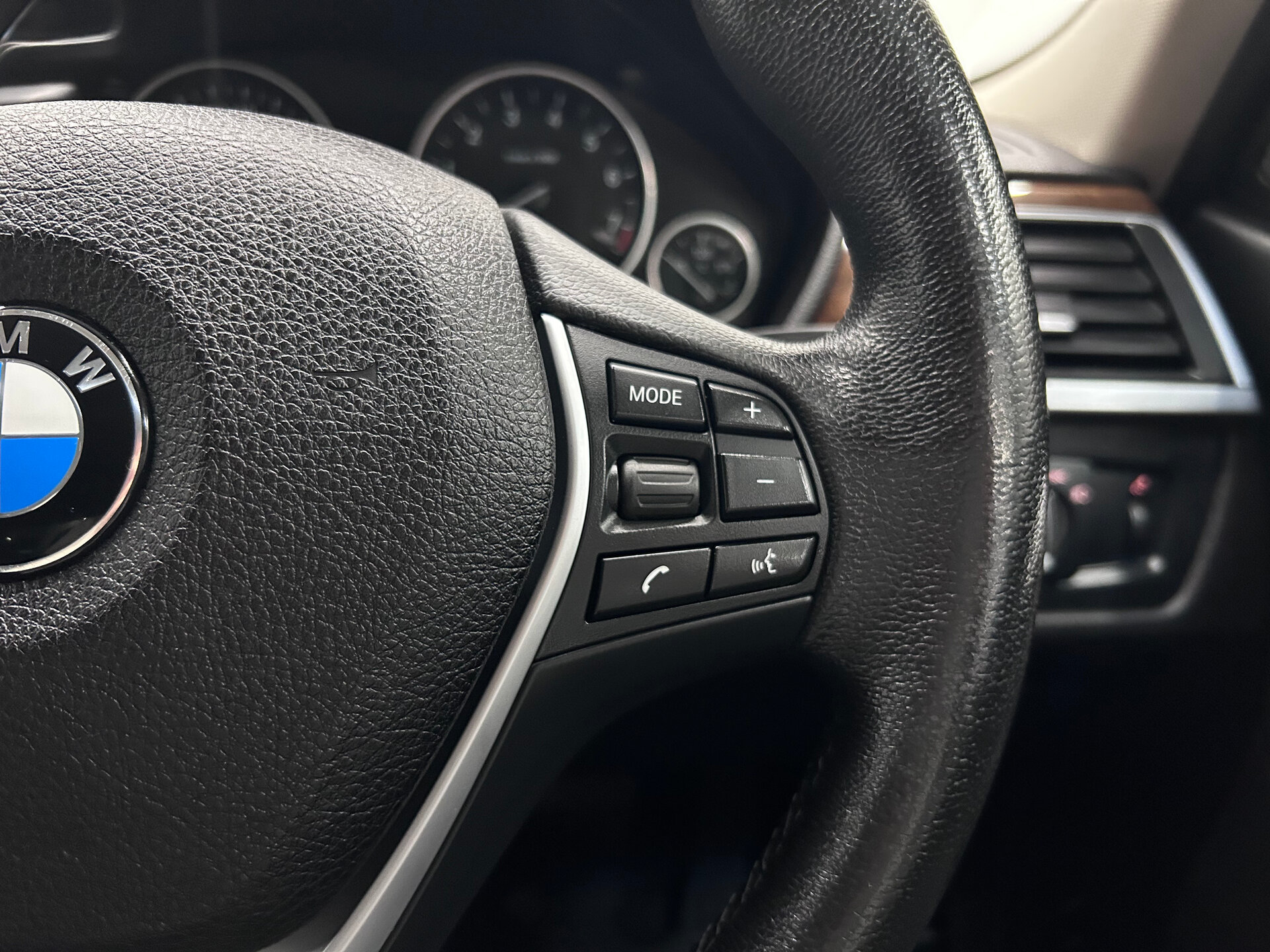 BMW 3 серии 2017 23