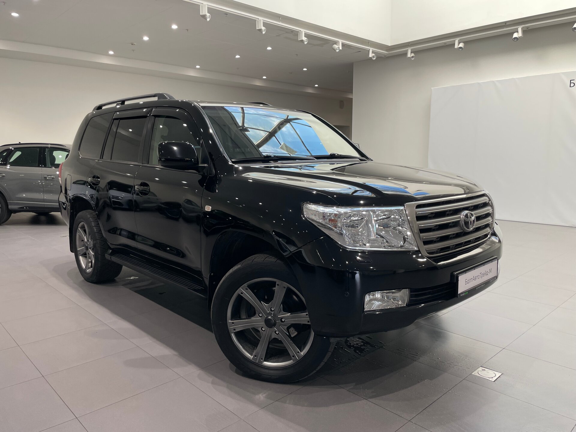Автомобиль Toyota Land Cruiser 4.5d AT (235 л.с.) 4WD - 3