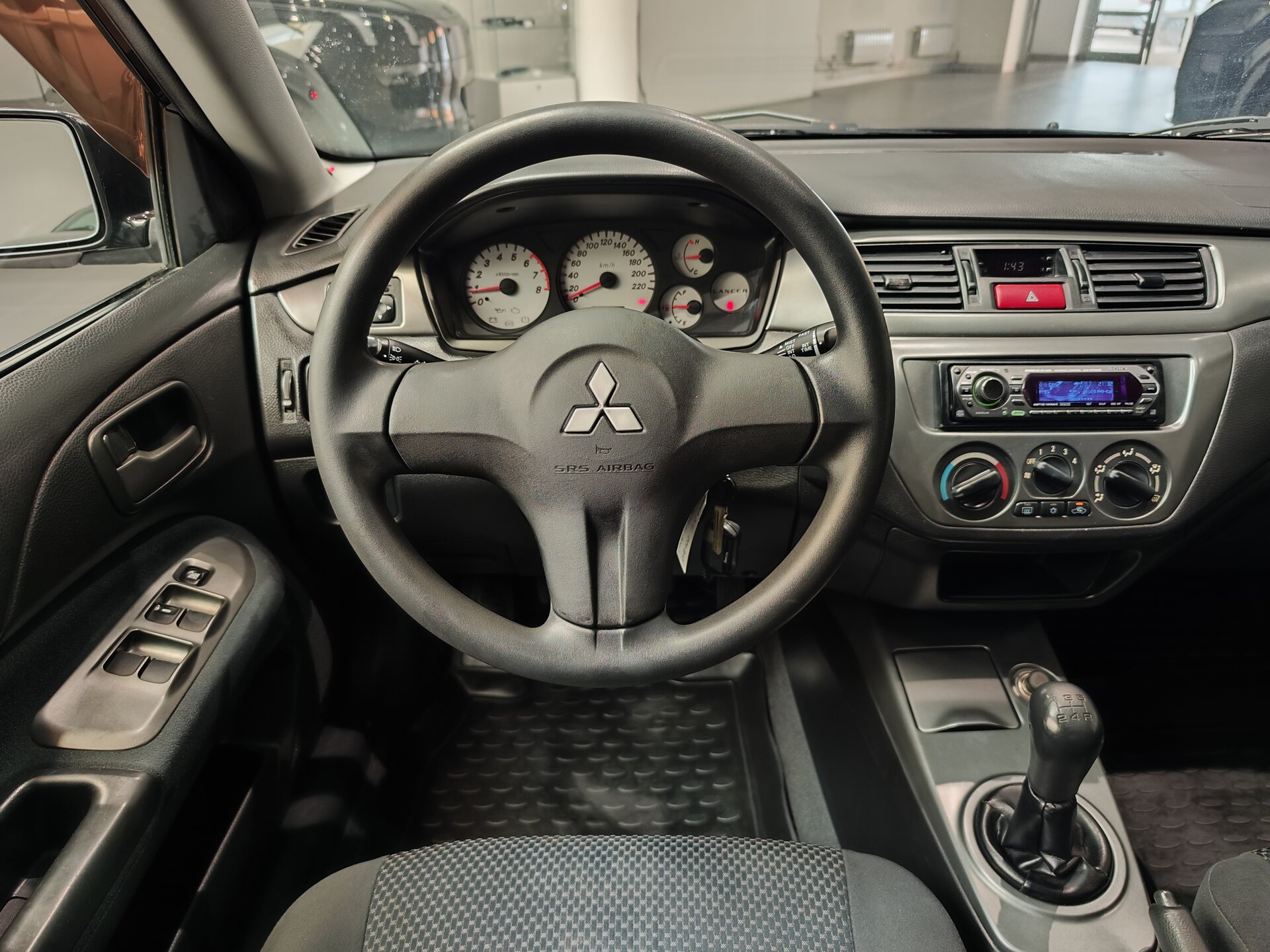 Автомобиль Mitsubishi Lancer 1.6 MT (98 л.с.) - 15