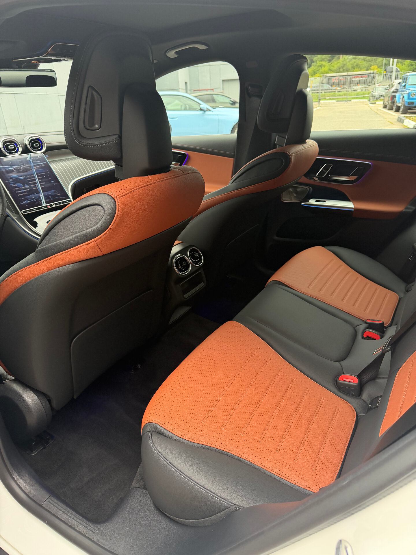 Автомобиль Mercedes-Benz GLC Coupe 300 2.0 AT (258 л.с.) 4WD - 15
