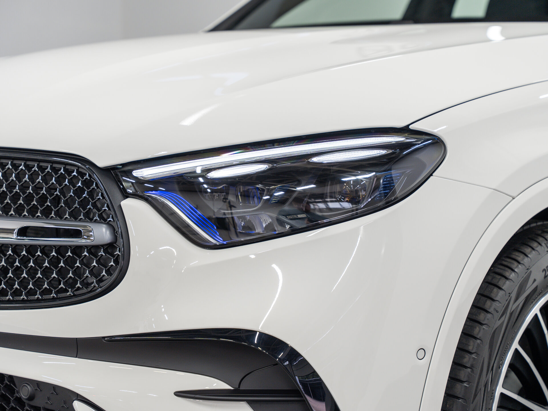 Автомобиль Mercedes-Benz GLC Coupe 300 2.0 AT (258 л.с.) 4WD - 2