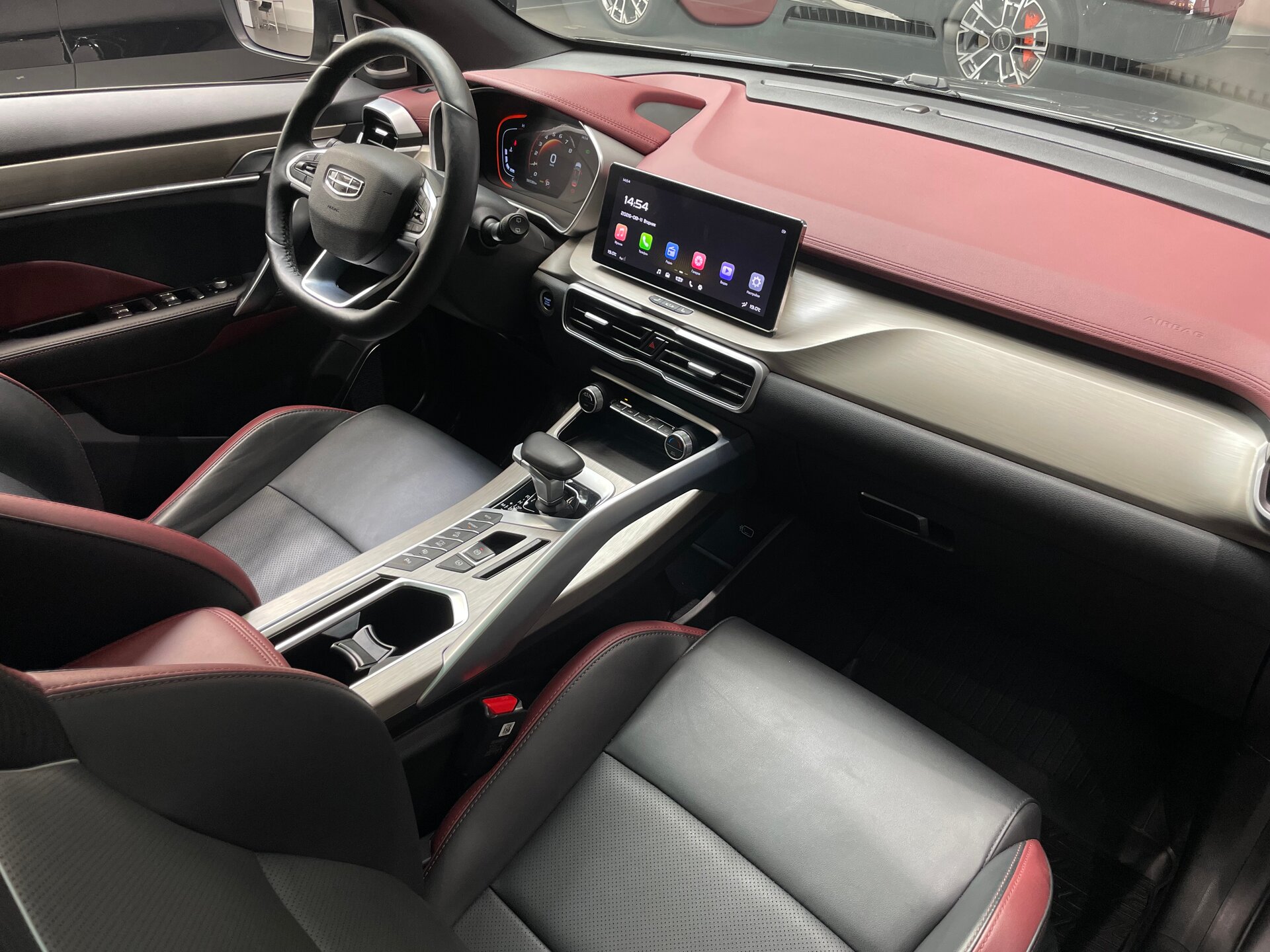 Автомобиль Geely Coolray 1.5 AMT (150 л.с.) - 11
