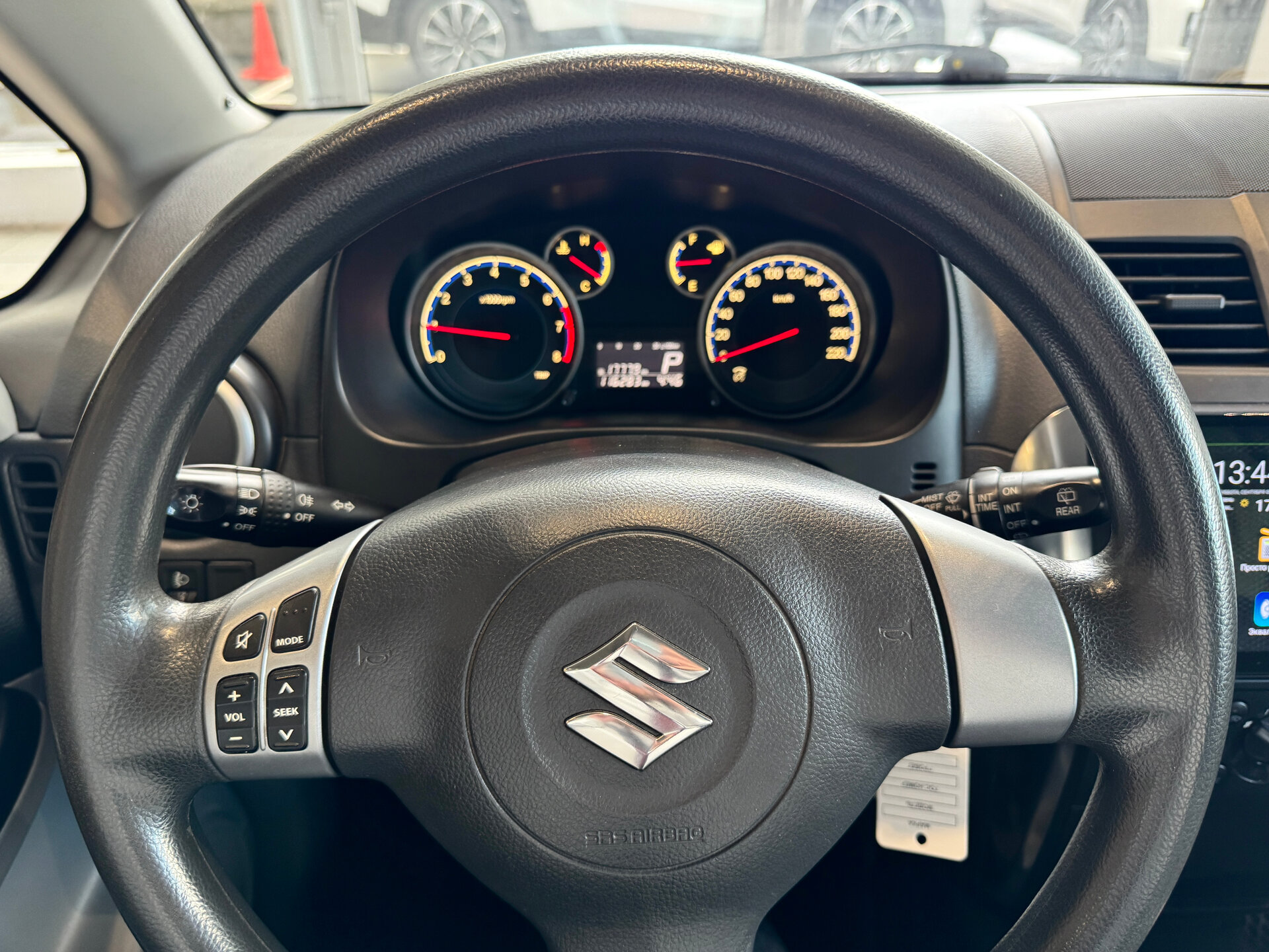 БУ автомобиль Suzuki SX4 2012  1.6 л ( 112 л. с.) Белый с пробегом 116283 км