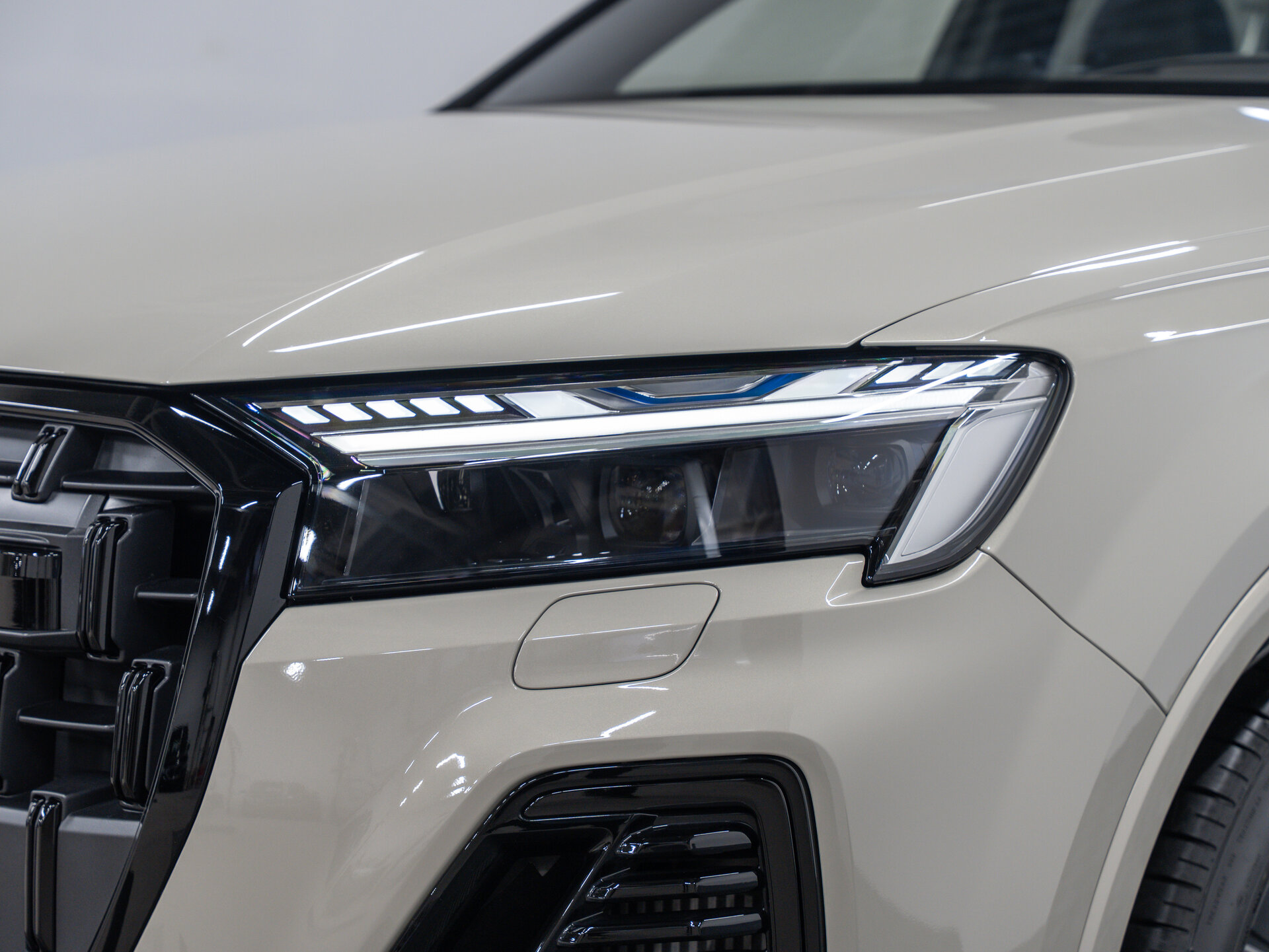 Автомобиль Audi Q7 55 TFSI 3.0 AT (340 л.с.) 4WD - 2