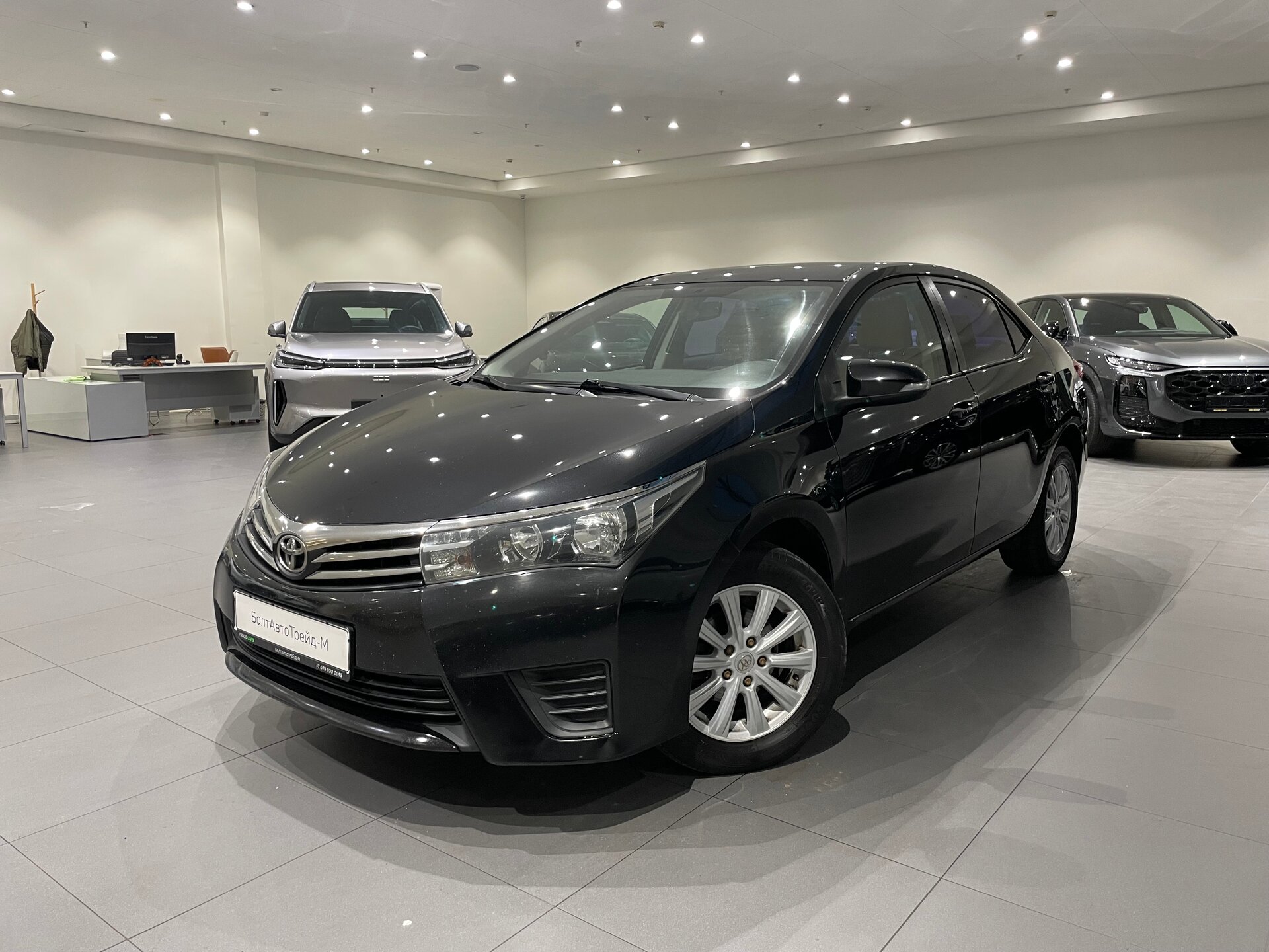 Автомобиль Toyota Corolla 1.6 CVT (122 л.с.) - 1