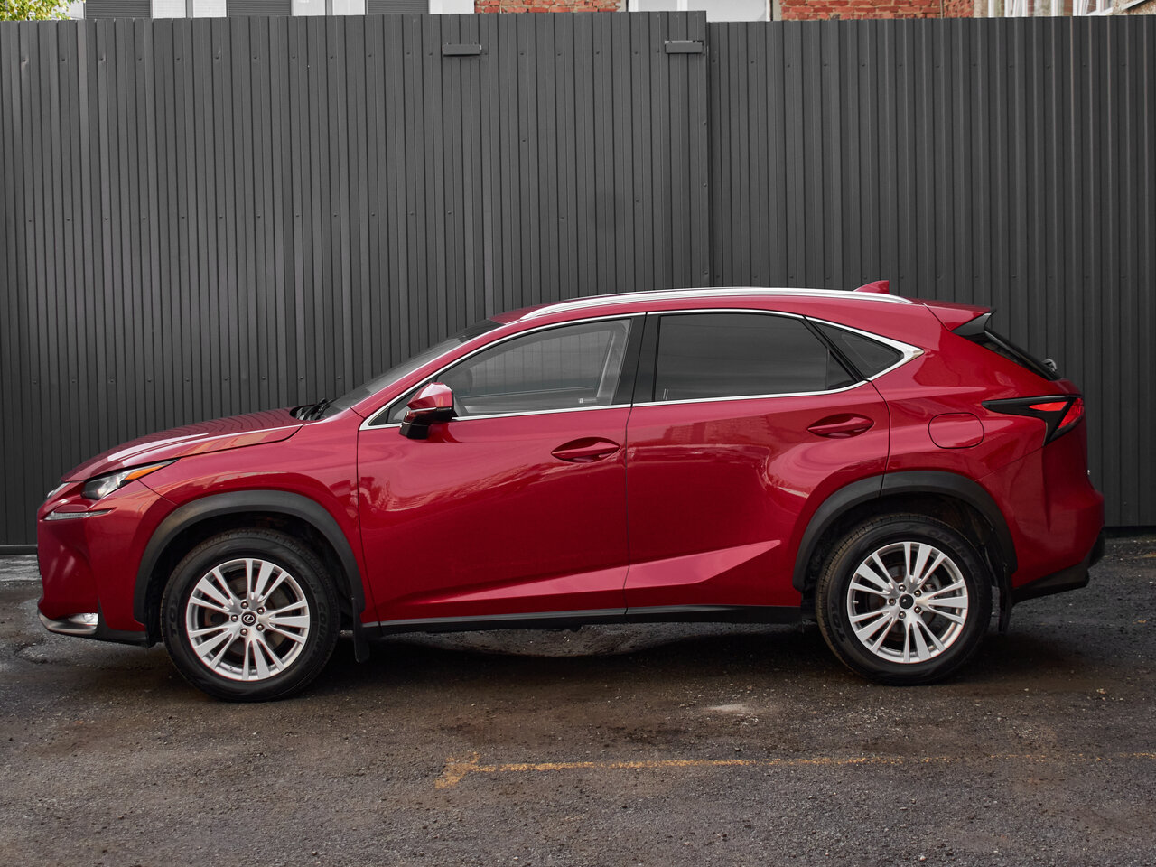 Купить Lexus NX 200 2.0 CVT (150 л.с.) 4WD, 2015 в Екатеренбурге