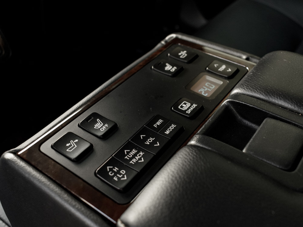 Купить Toyota Camry 3.5 AT (249 л.с.), 2017 в Екатеренбурге
