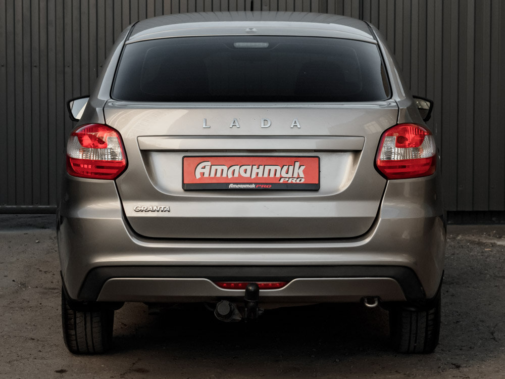 Купить Lada (ВАЗ) Granta 1.6 MT (87 л.с.), 2020 в Екатеренбурге