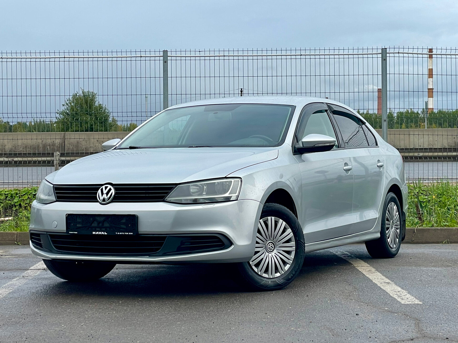 Volkswagen Jetta 1.6 MT (105 л.с.) 2013