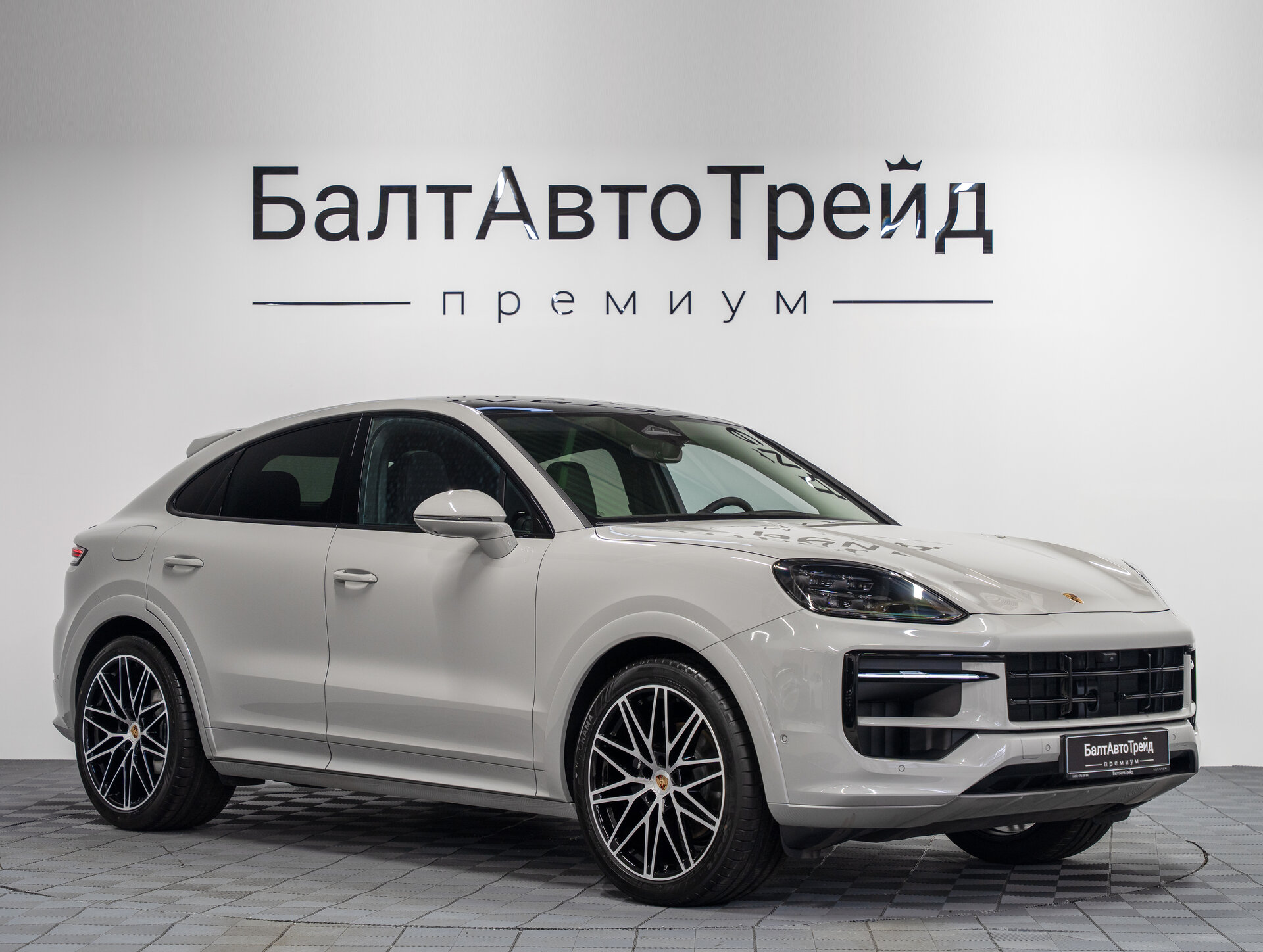 Автомобиль Porsche Cayenne Coupé 3.0 AT (353 л.с.) 4WD - 5