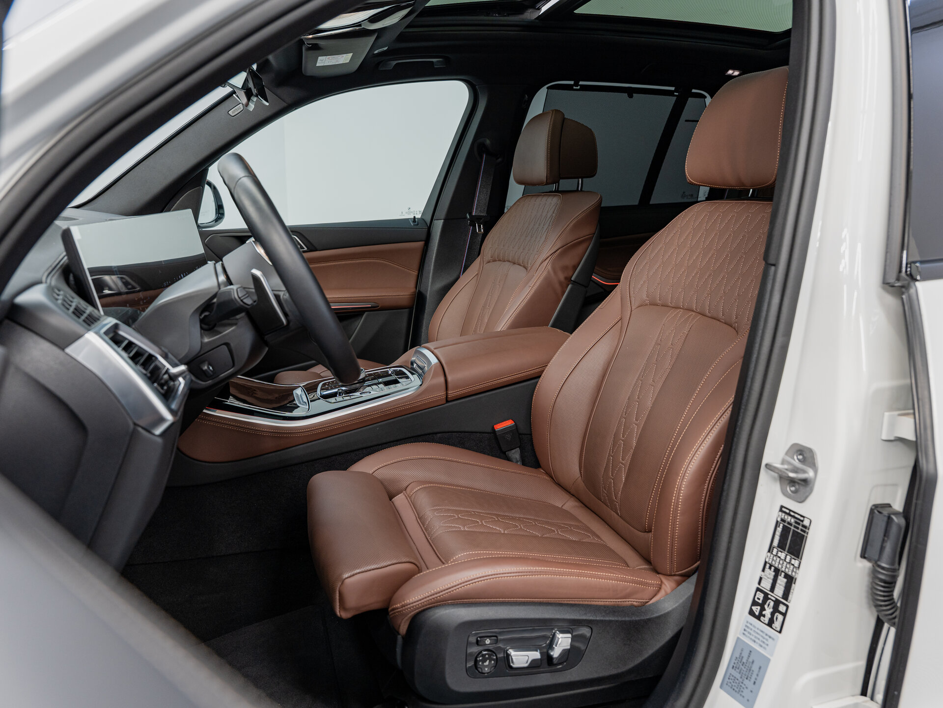 Автомобиль BMW X5 40d 3.0d AT (352 л.с.) 4WD - 17