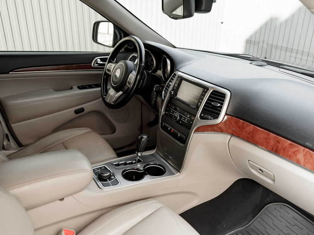 Купить Jeep Grand Cherokee 3.6 AT (286 л.с.) 4WD, 2011 в Екатеренбурге