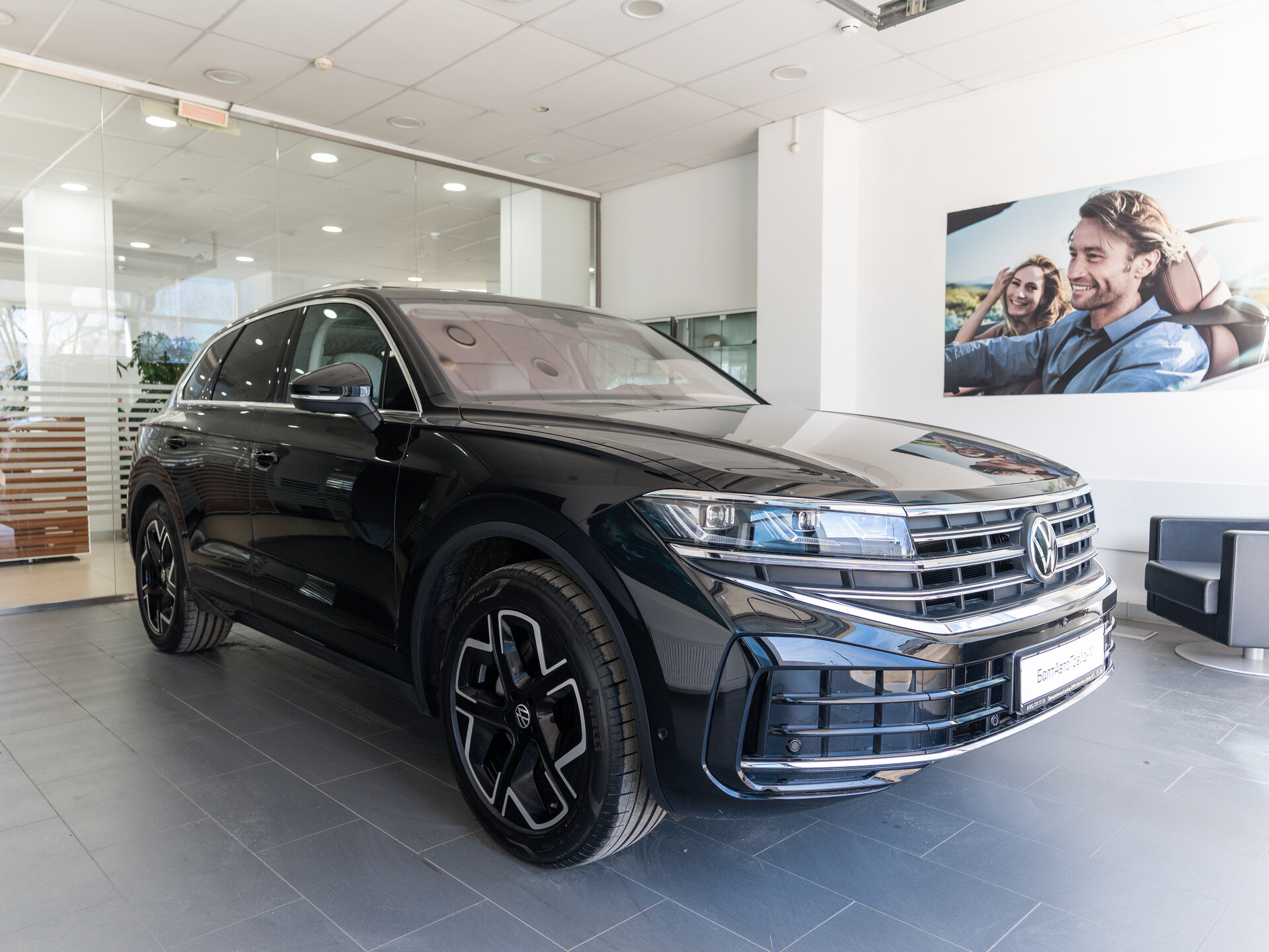 Автомобиль Volkswagen Touareg 3.0d AT (286 л.с.) 4WD - 3