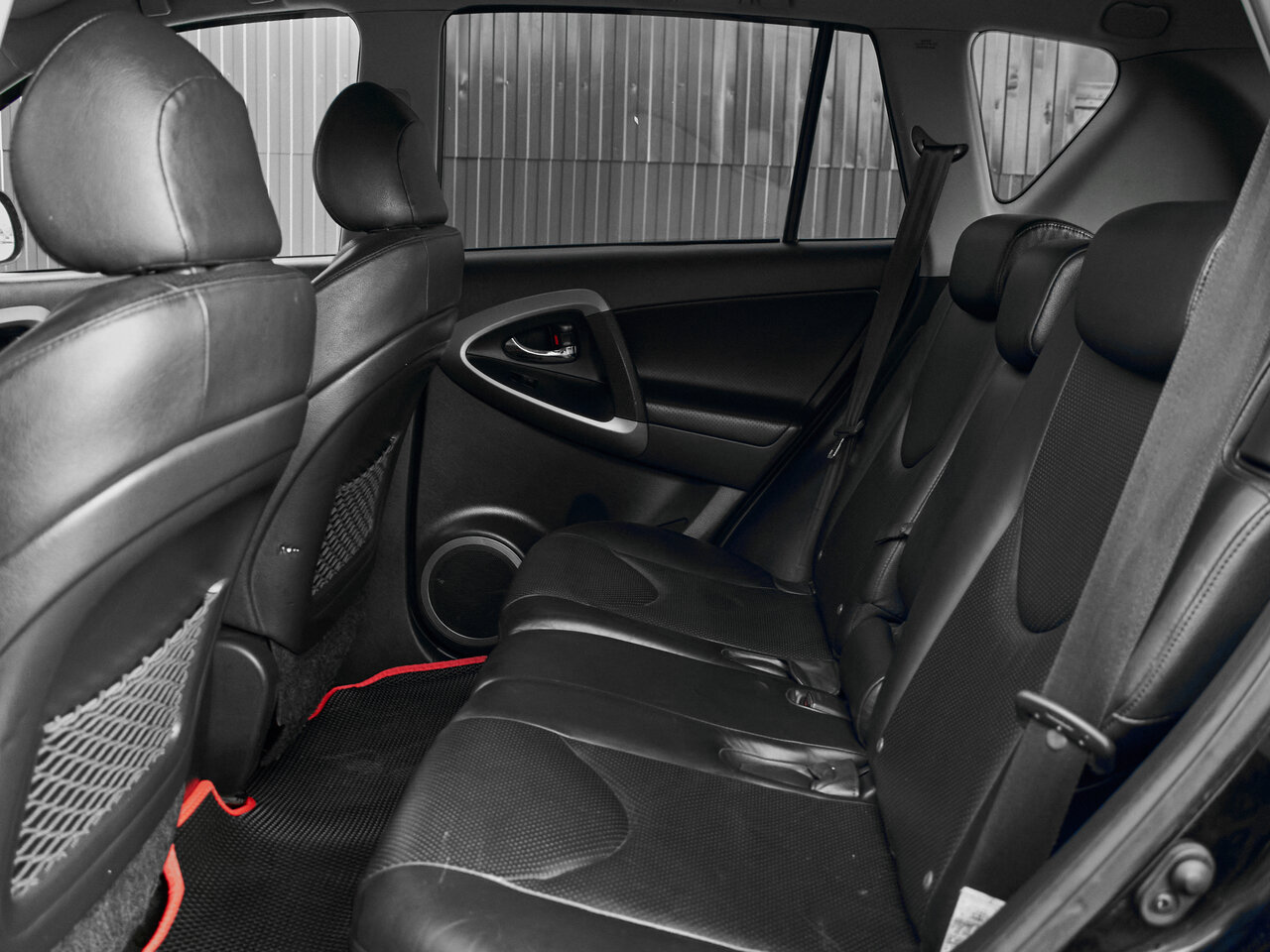 Купить Toyota RAV4 2.4 AT (170 л.с.) 4WD, 2007 в Екатеренбурге
