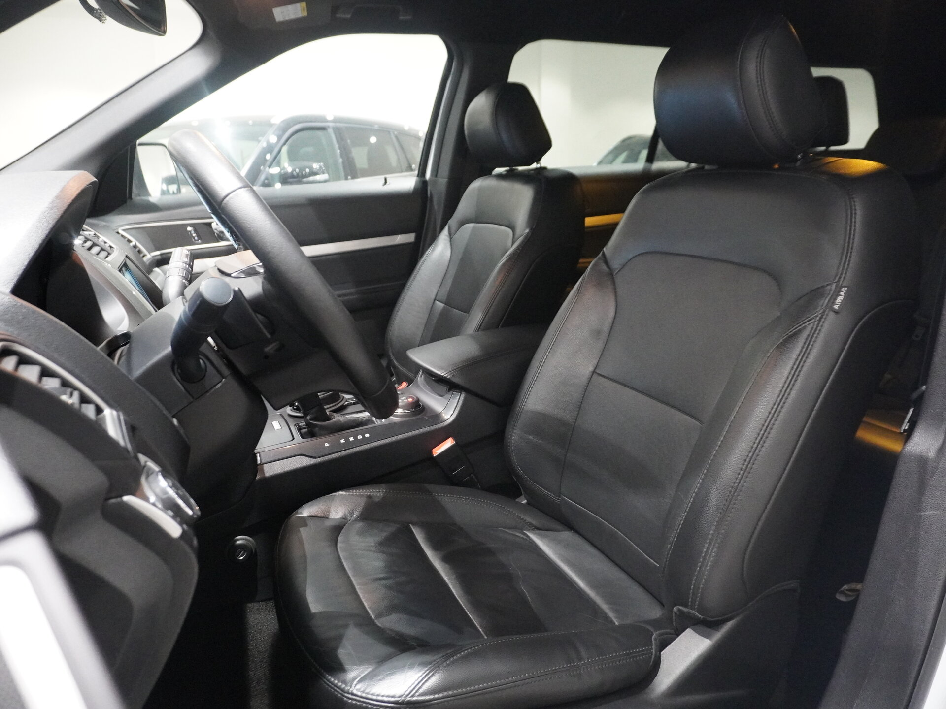 Автомобиль Ford Explorer 3.5 AT (249 л.с.) 4WD - 8