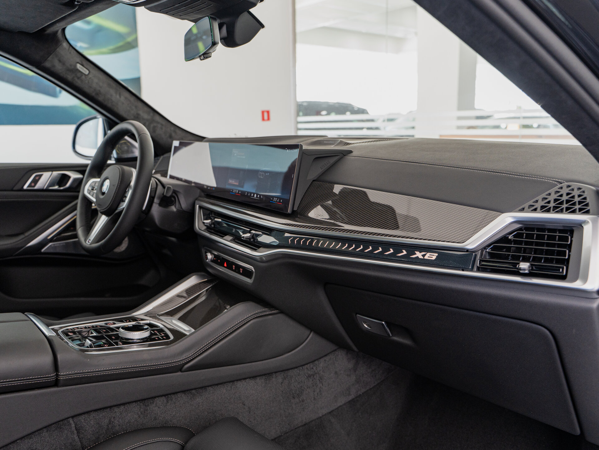 Автомобиль BMW X6 40i 3.0 AT (381 л.с.) 4WD - 12