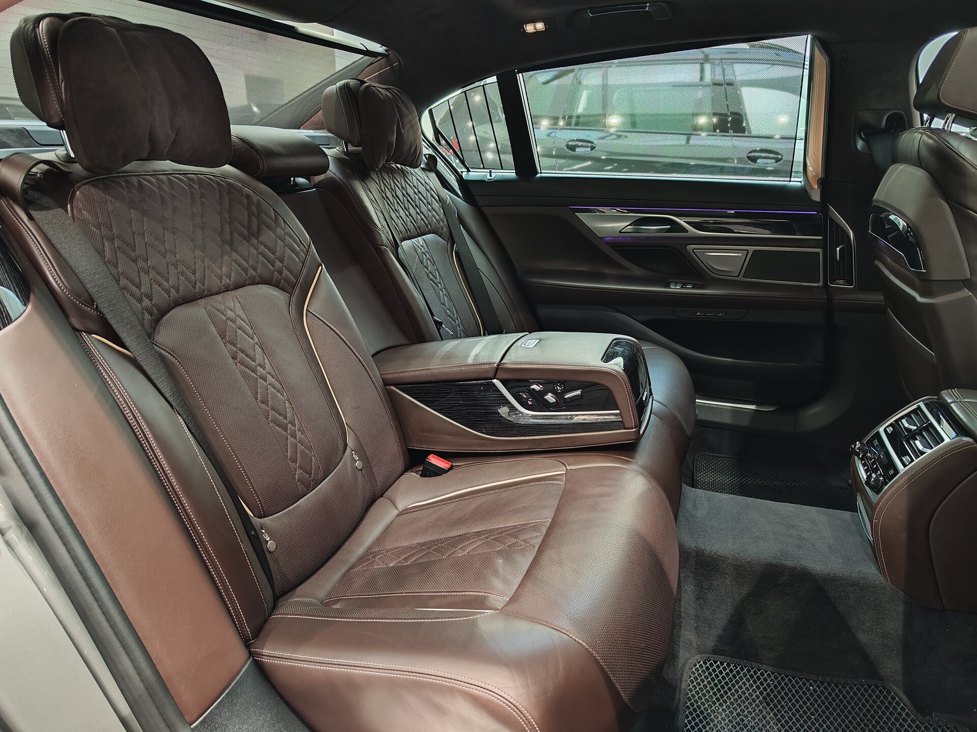 Автомобиль BMW 7 серии 730Ld xDrive 3.0d AT (249 л.с.) 4WD - 12