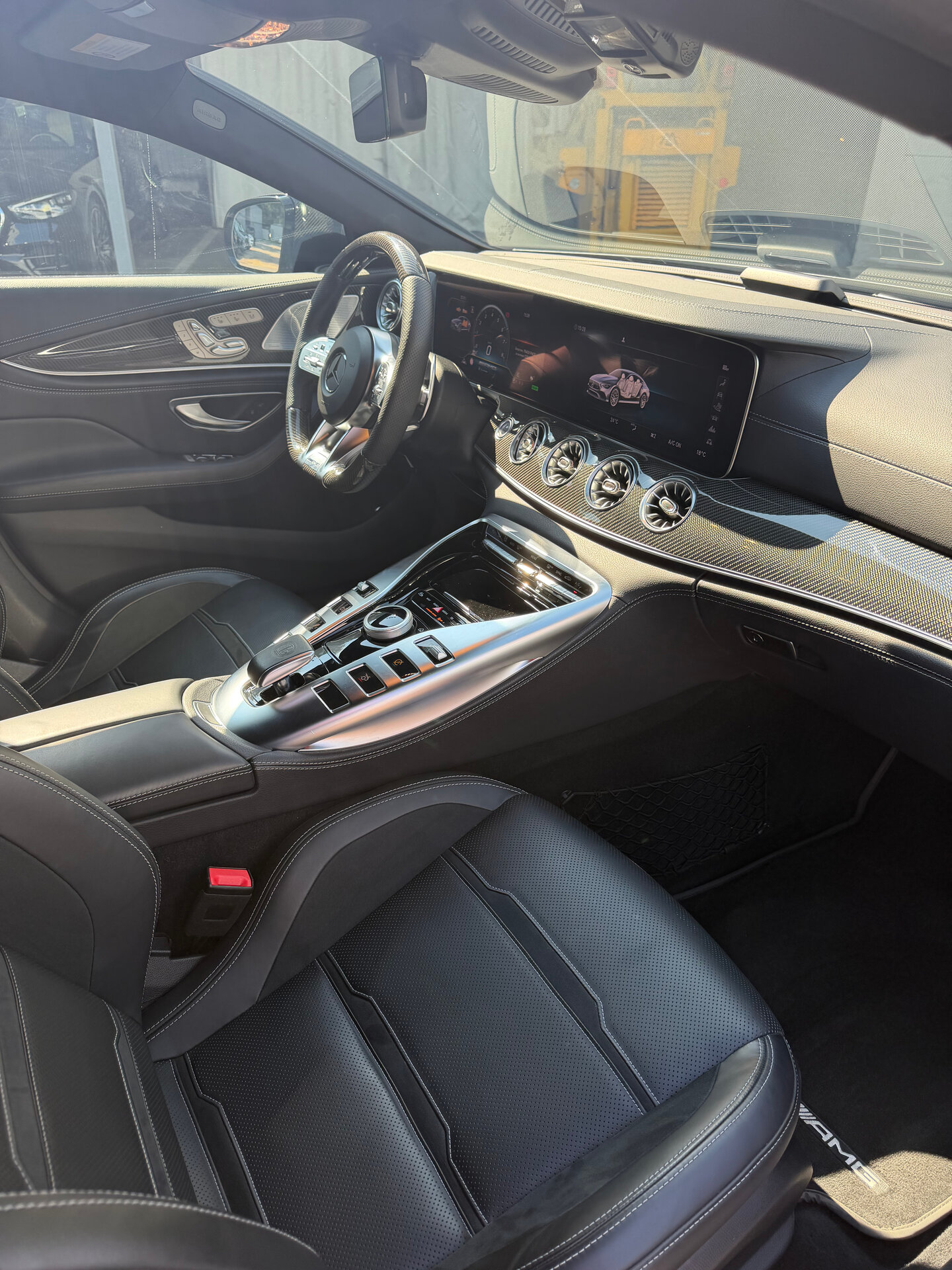 Автомобиль Mercedes-Benz AMG GT 4-Door Coupe 43 3.0 AT (367 л.с.) 4WD - 9