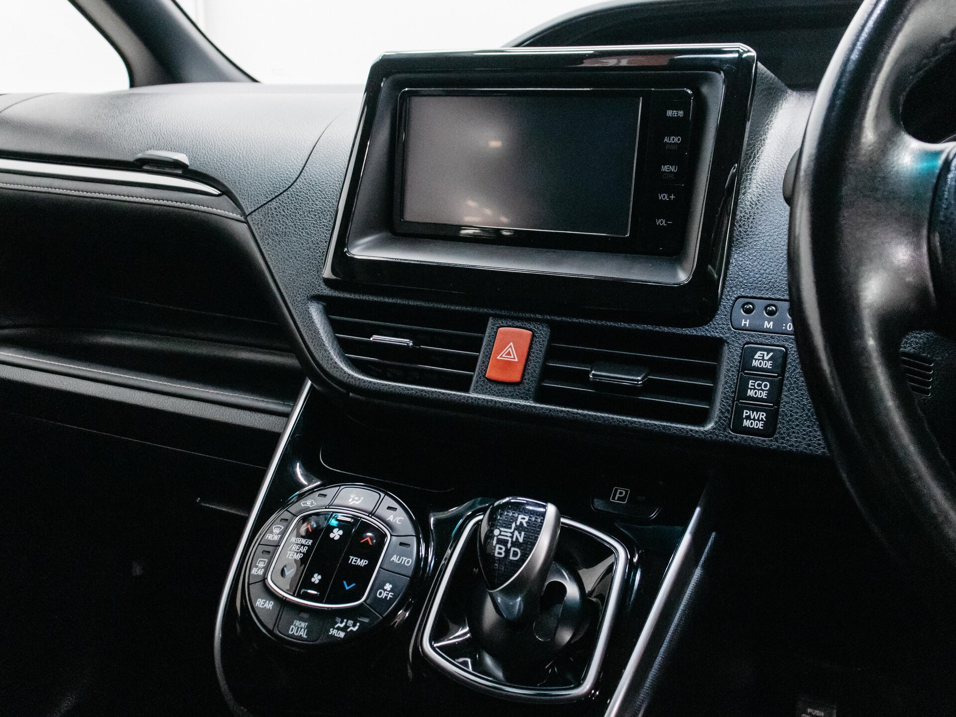Toyota Esquire 2016 20