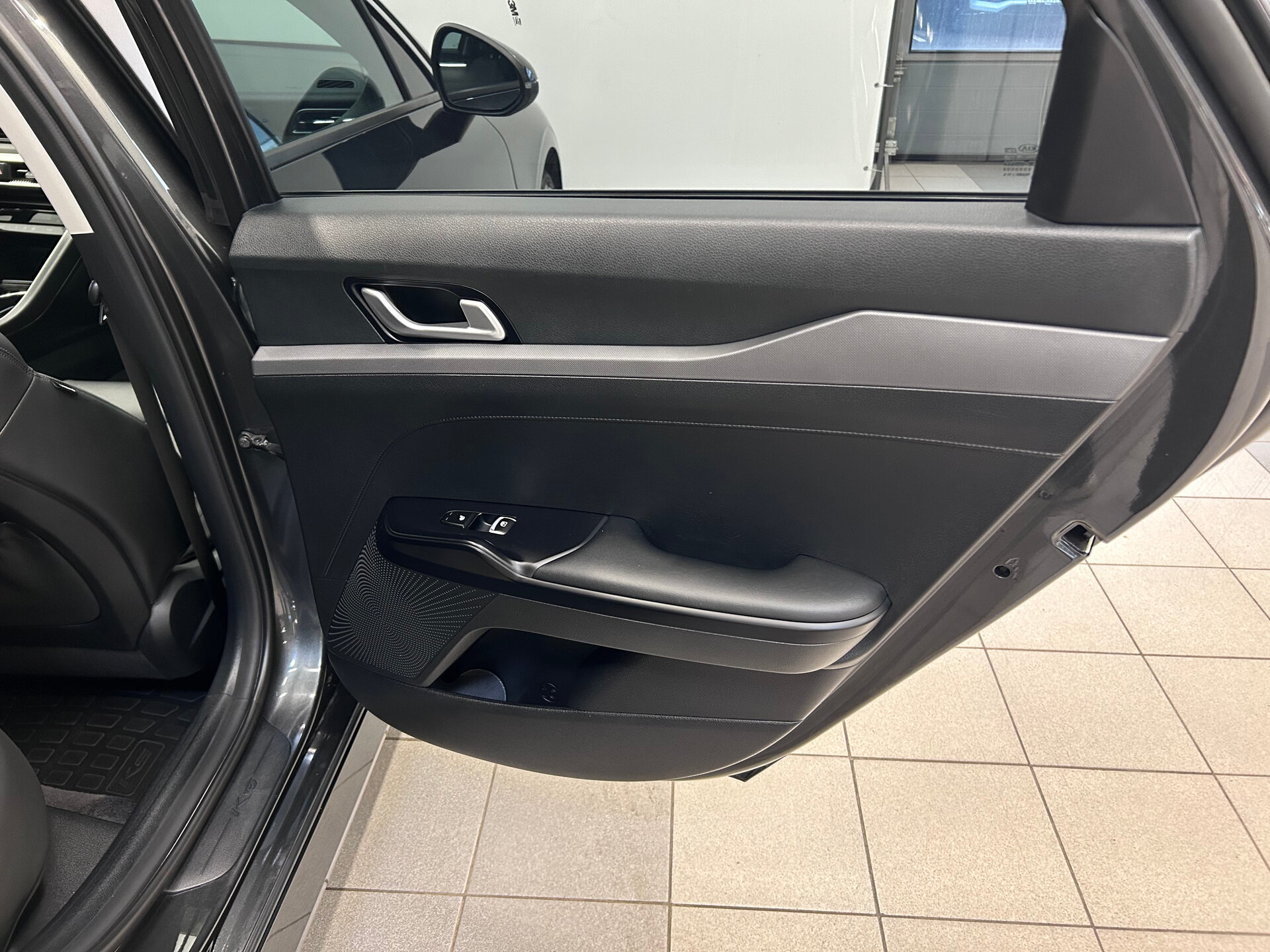 Kia K5 2019 9