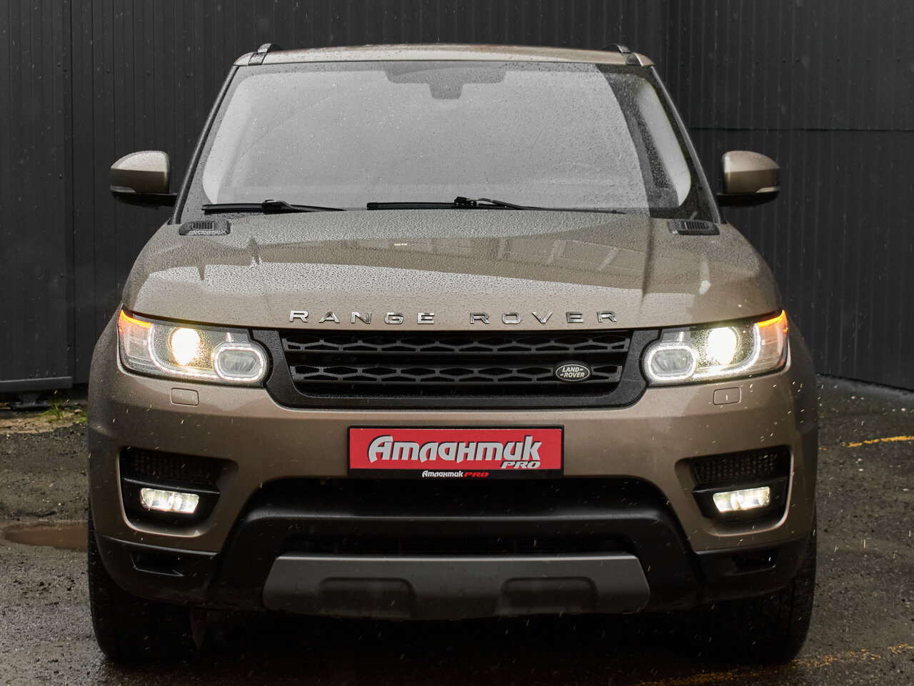 Купить Land Rover Range Rover Sport 3.0d AT (249 л.с.) 4WD, 2015 в Екатеренбурге
