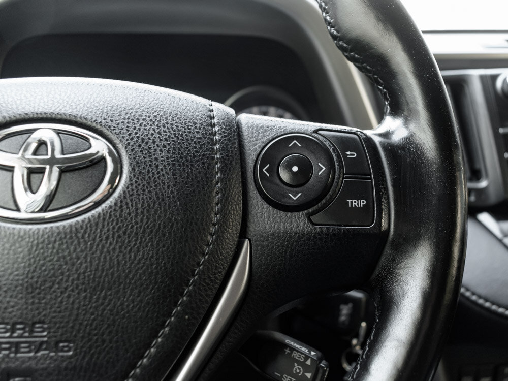 Купить Toyota RAV4 2.0 CVT (146 л.с.) 4WD, 2016 в Екатеренбурге
