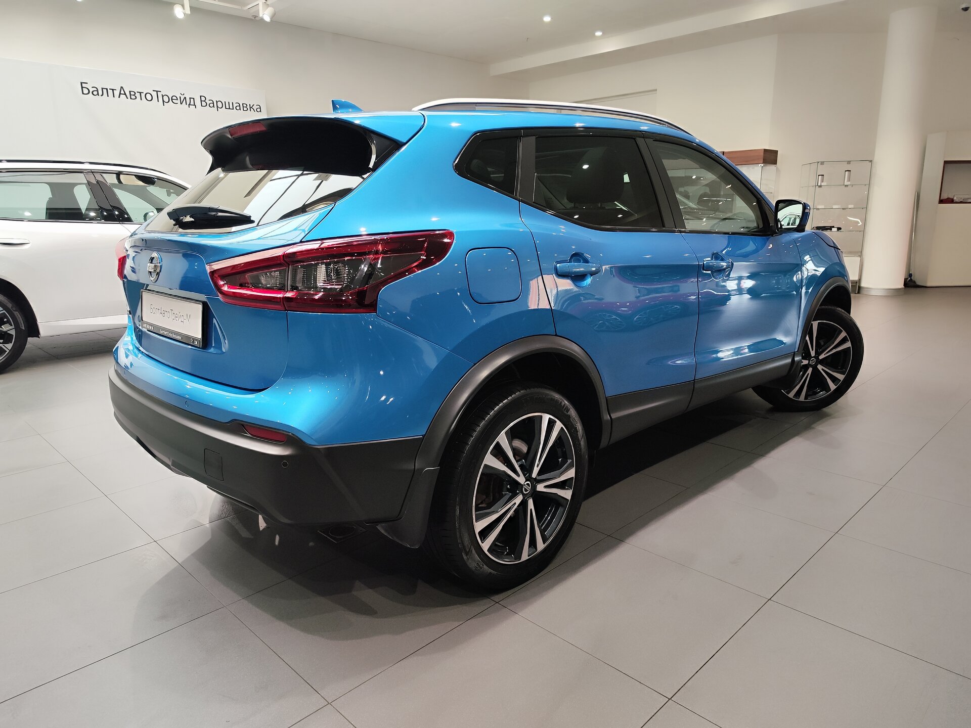 Автомобиль Nissan Qashqai 2.0 CVT (144 л.с.) 4WD - 6